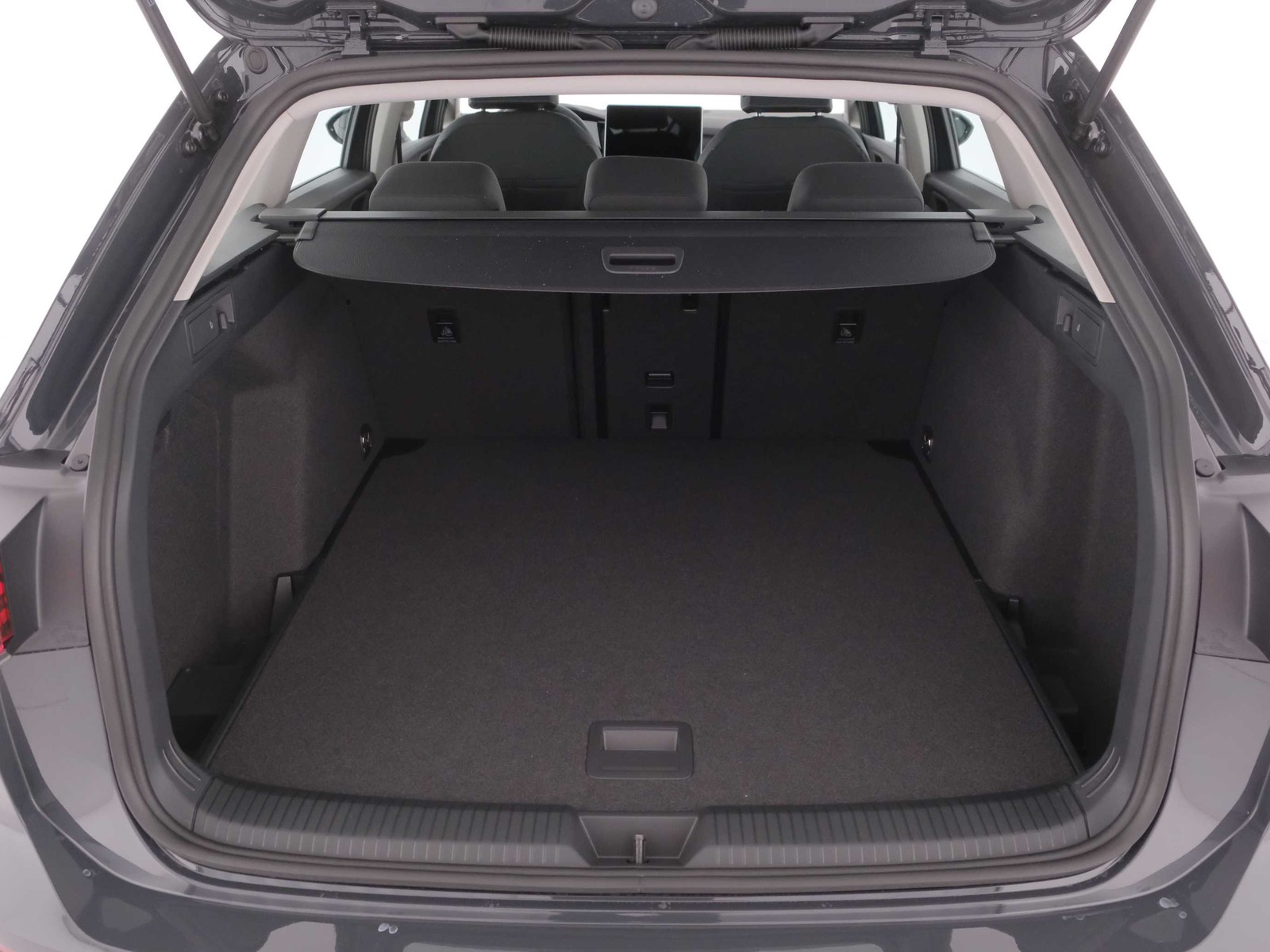 10 - Volkswagen Golf variant 2.0 tdi scr 150cv life dsg