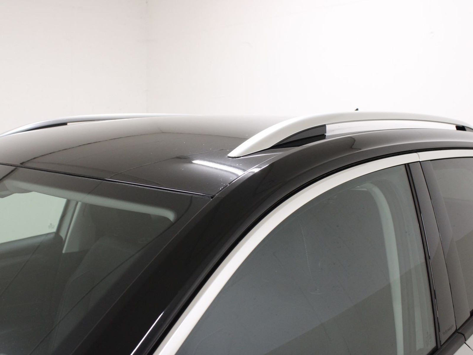 29 - Volkswagen T-Roc 1.0 tsi 115cv style