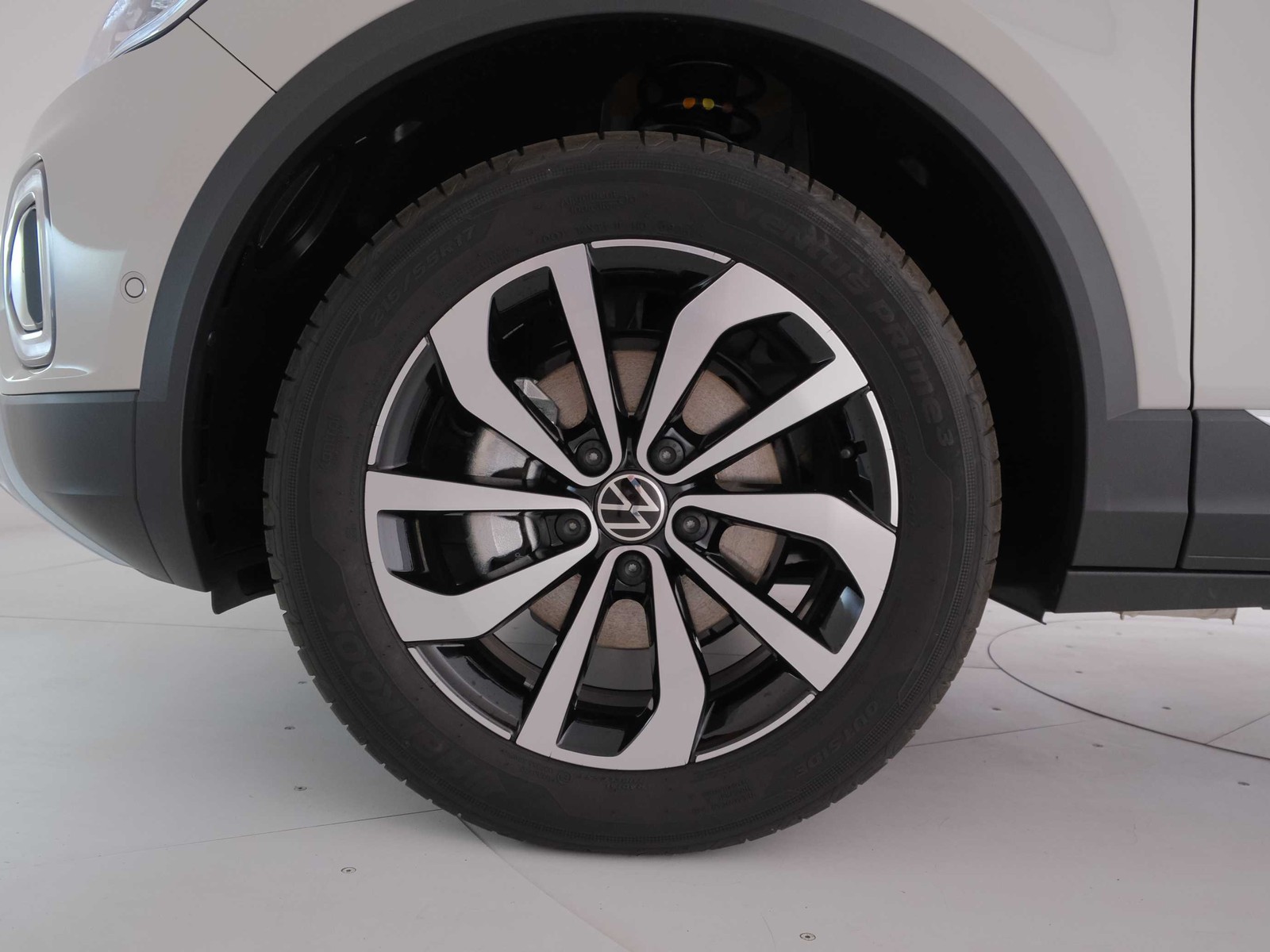 10 - Volkswagen T-Roc 1.5 tsi act style dsg