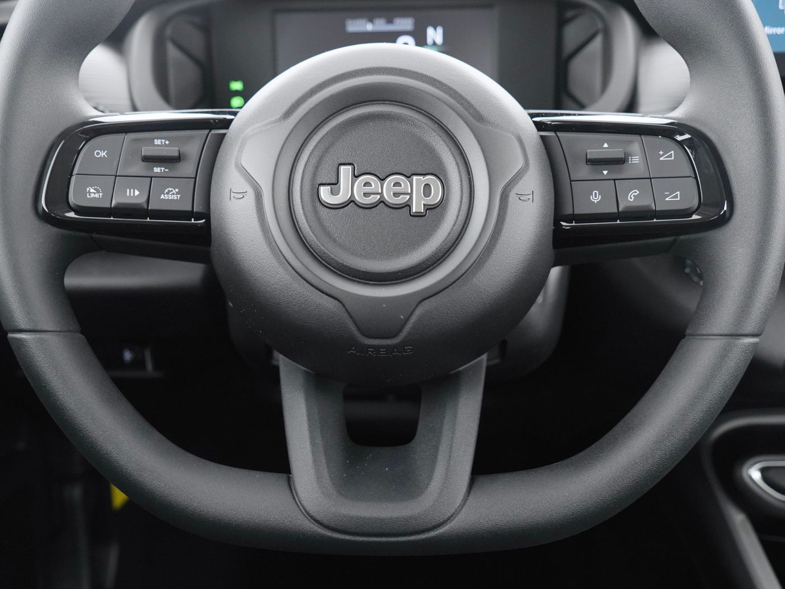 15 - Jeep Avenger full-electric longitude fwd auto