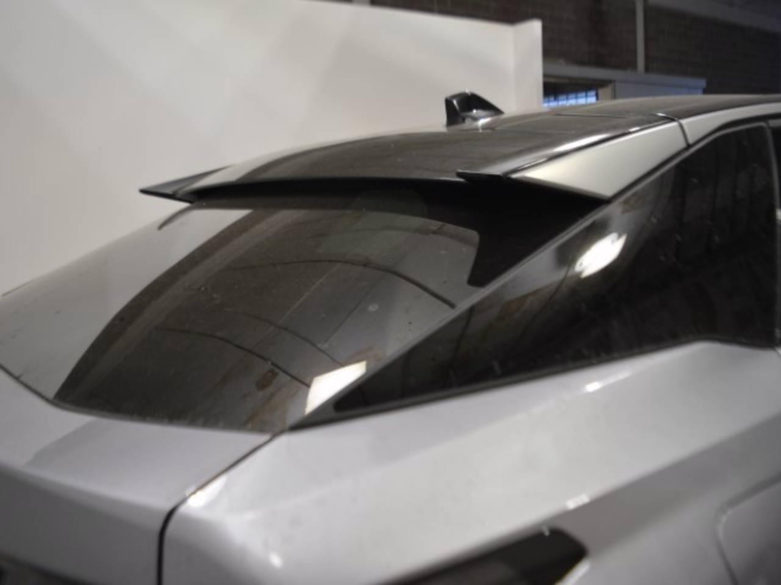 23 - Peugeot 3008 1.2 hybrid 145cv gt e-dcs6