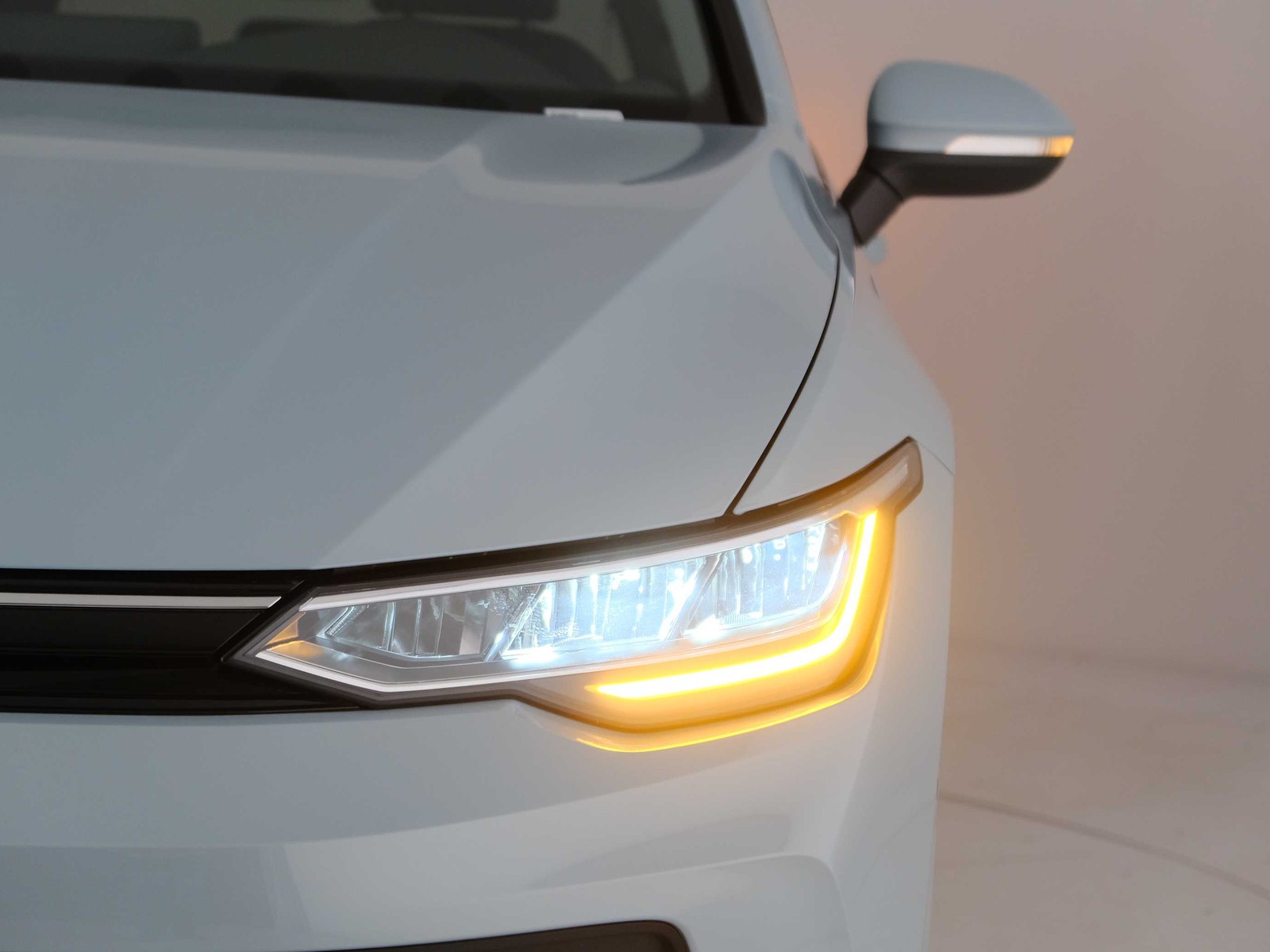 39 - Volkswagen Golf 1.5 tsi ehybrid 204cv edition plus dsg