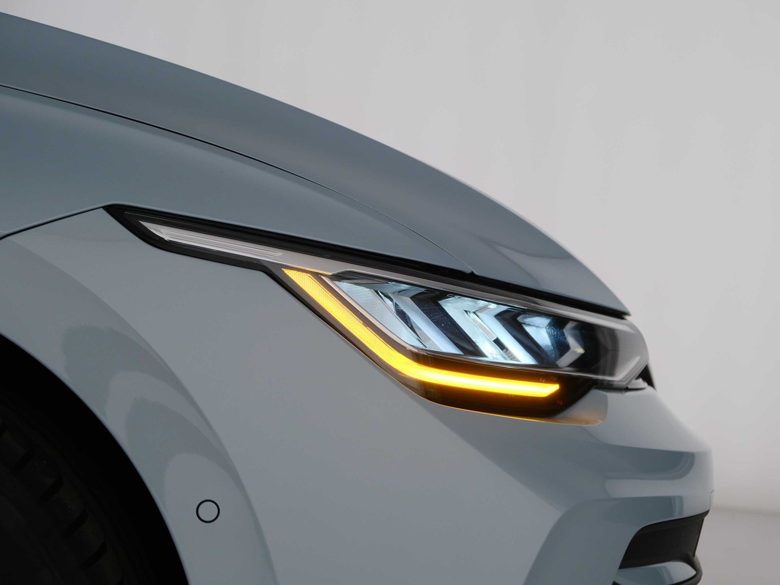 40 - Volkswagen Golf 1.5 tsi ehybrid 204cv edition plus dsg