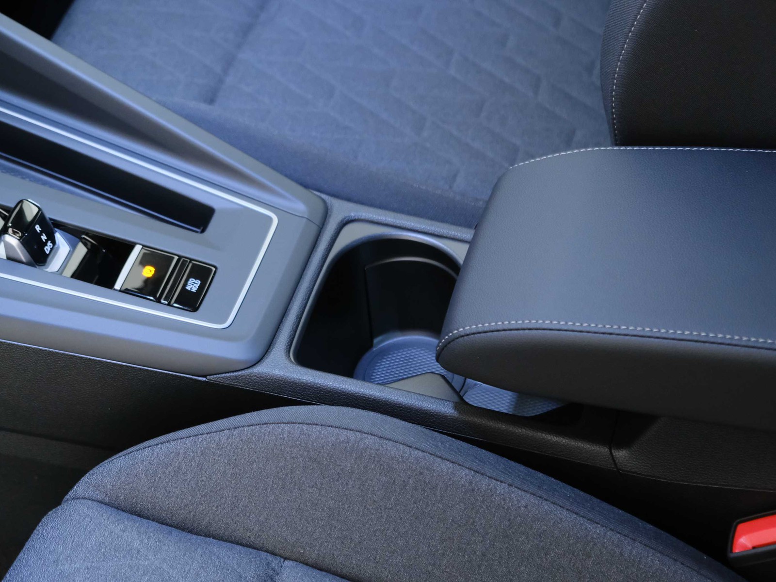 30 - Volkswagen Golf 1.5 tsi ehybrid 204cv edition plus dsg