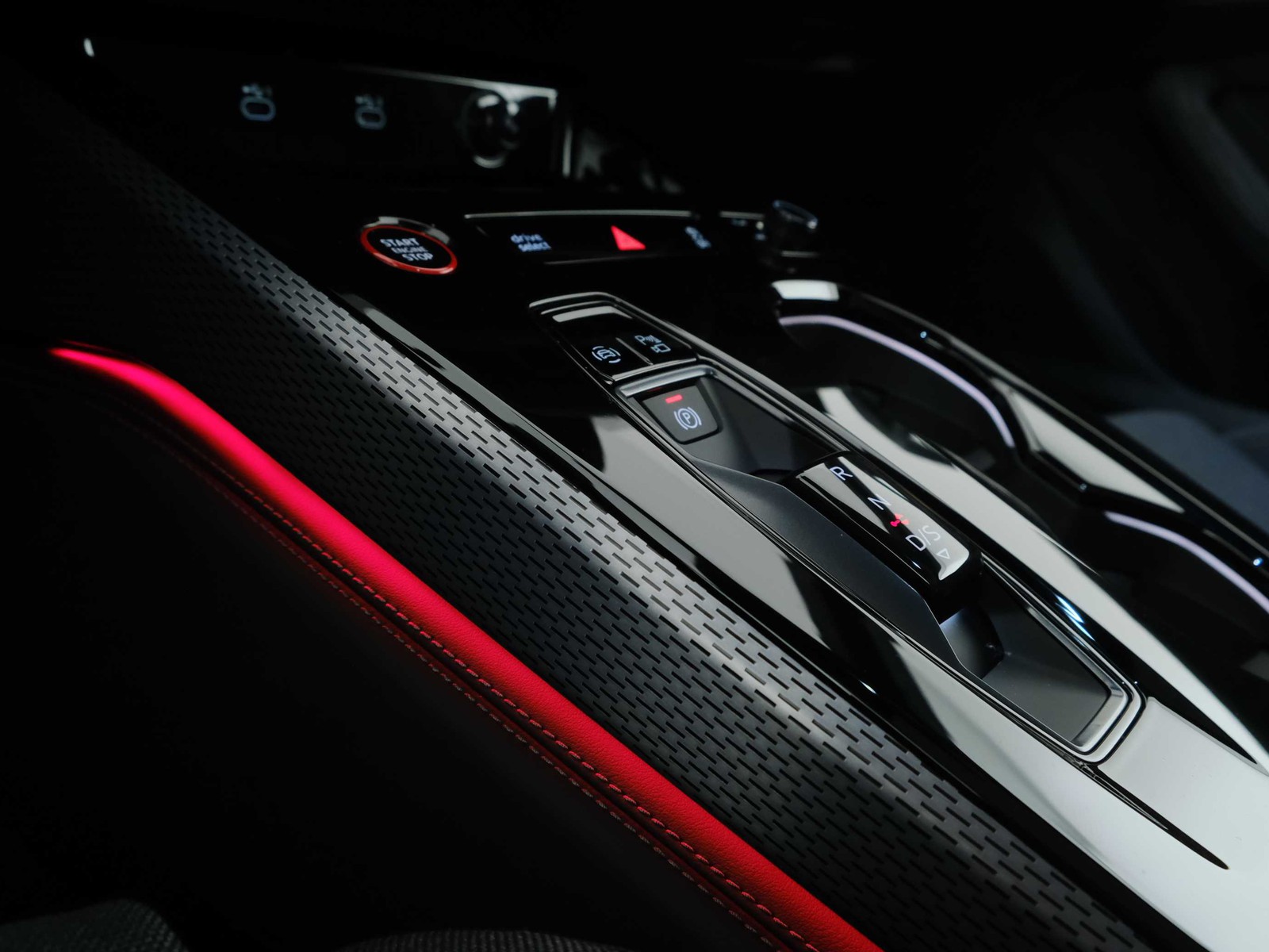 26 - Audi A5 berlina 2.0 tdi mhev+ 204cv launch edition one quattro s tronic