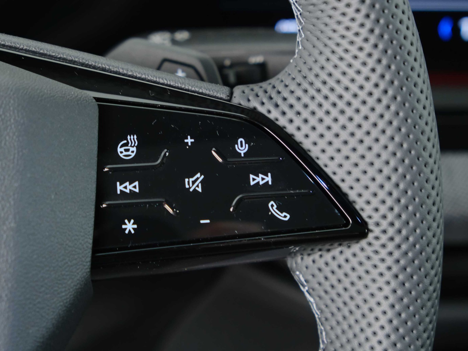 28 - Audi A5 berlina 2.0 tdi mhev+ 204cv launch edition one quattro s tronic