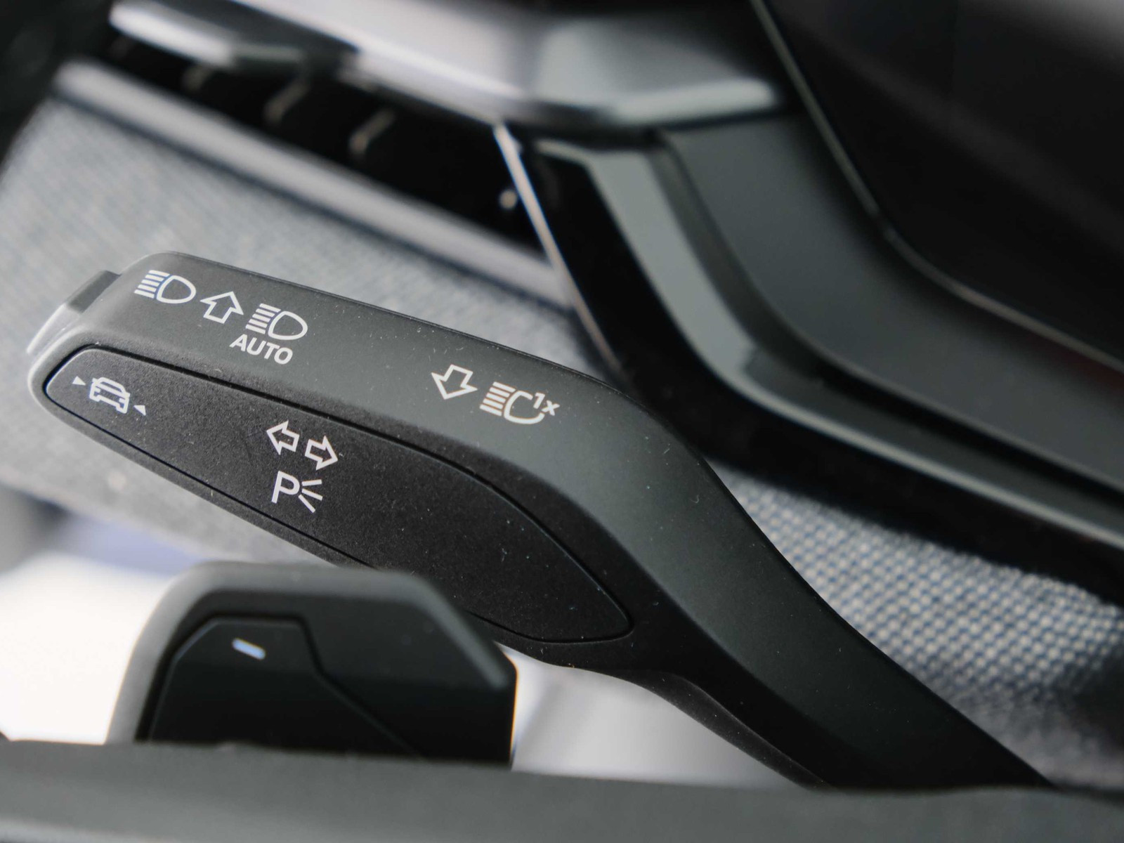 30 - Audi A5 berlina 2.0 tdi mhev+ 204cv launch edition one quattro s tronic