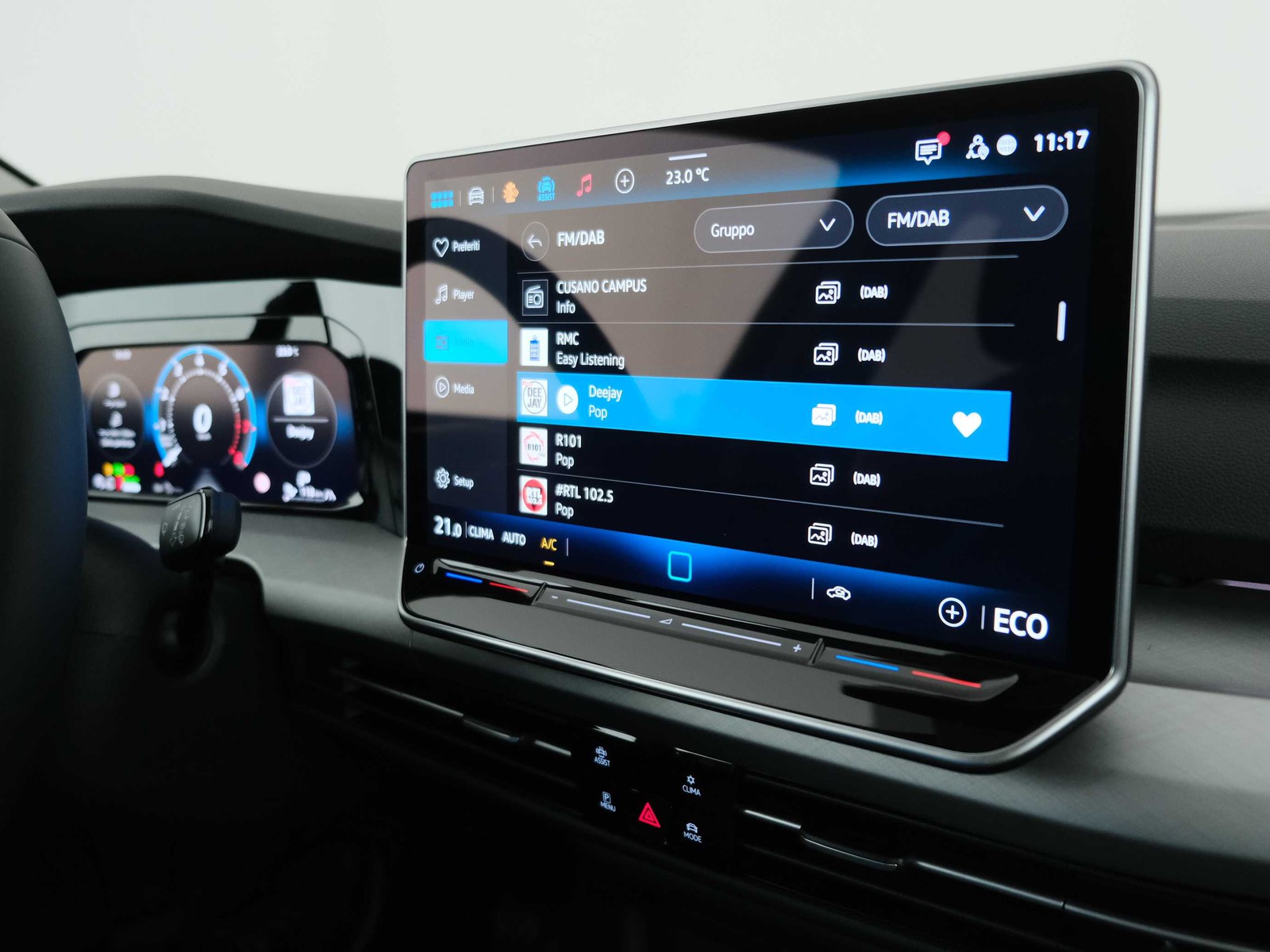 22 - Volkswagen Golf 1.5 tsi ehybrid 204cv edition plus dsg