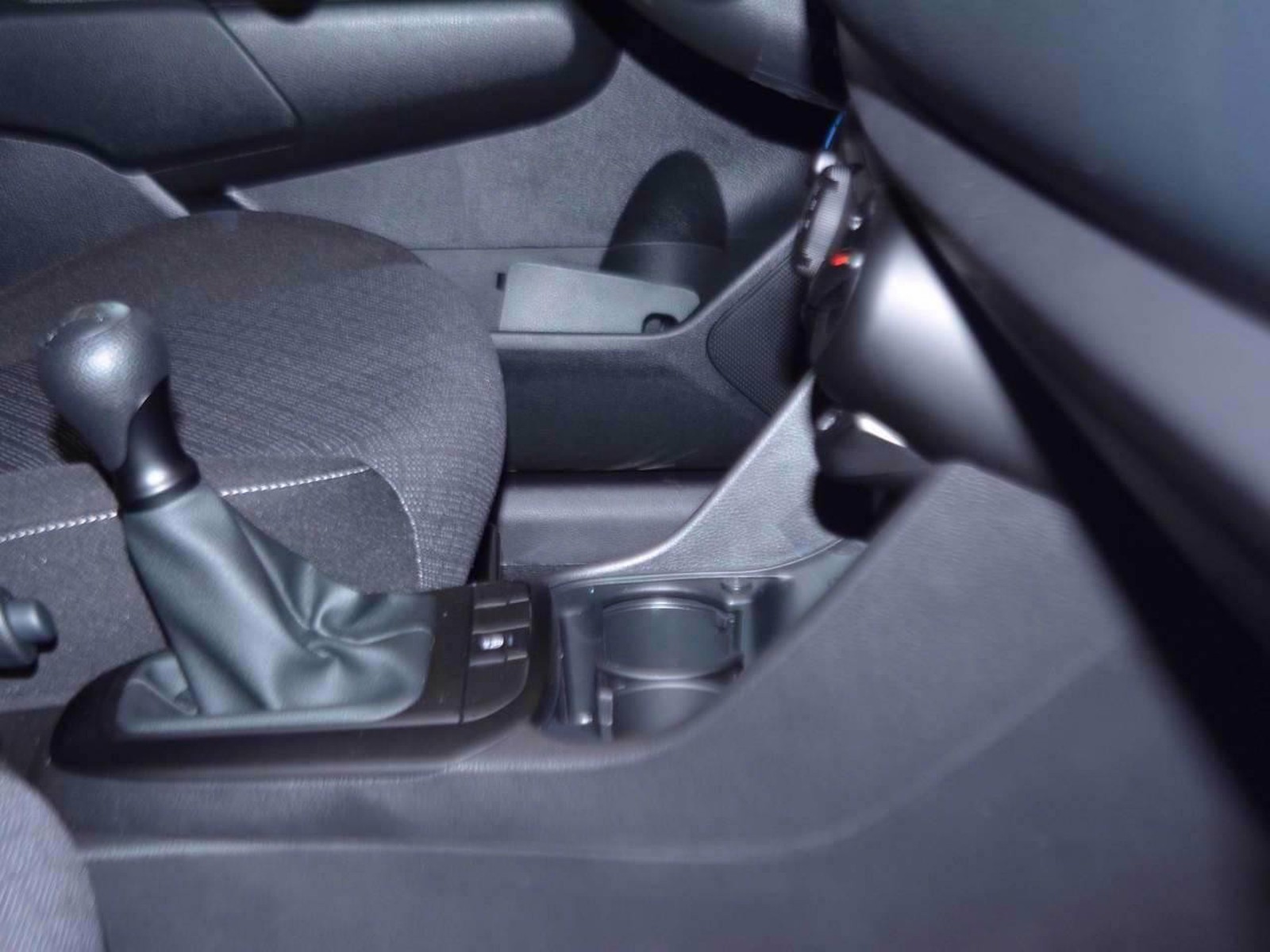 12 - Kia Picanto 1.0 mpi urban