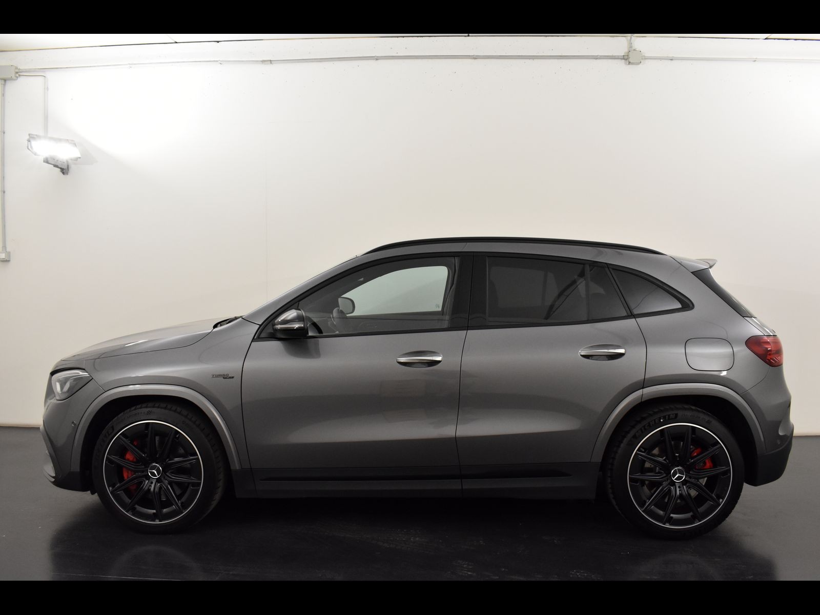 3 - AMG GLA amg 35 amg line advanced 4matic 8g-dct
