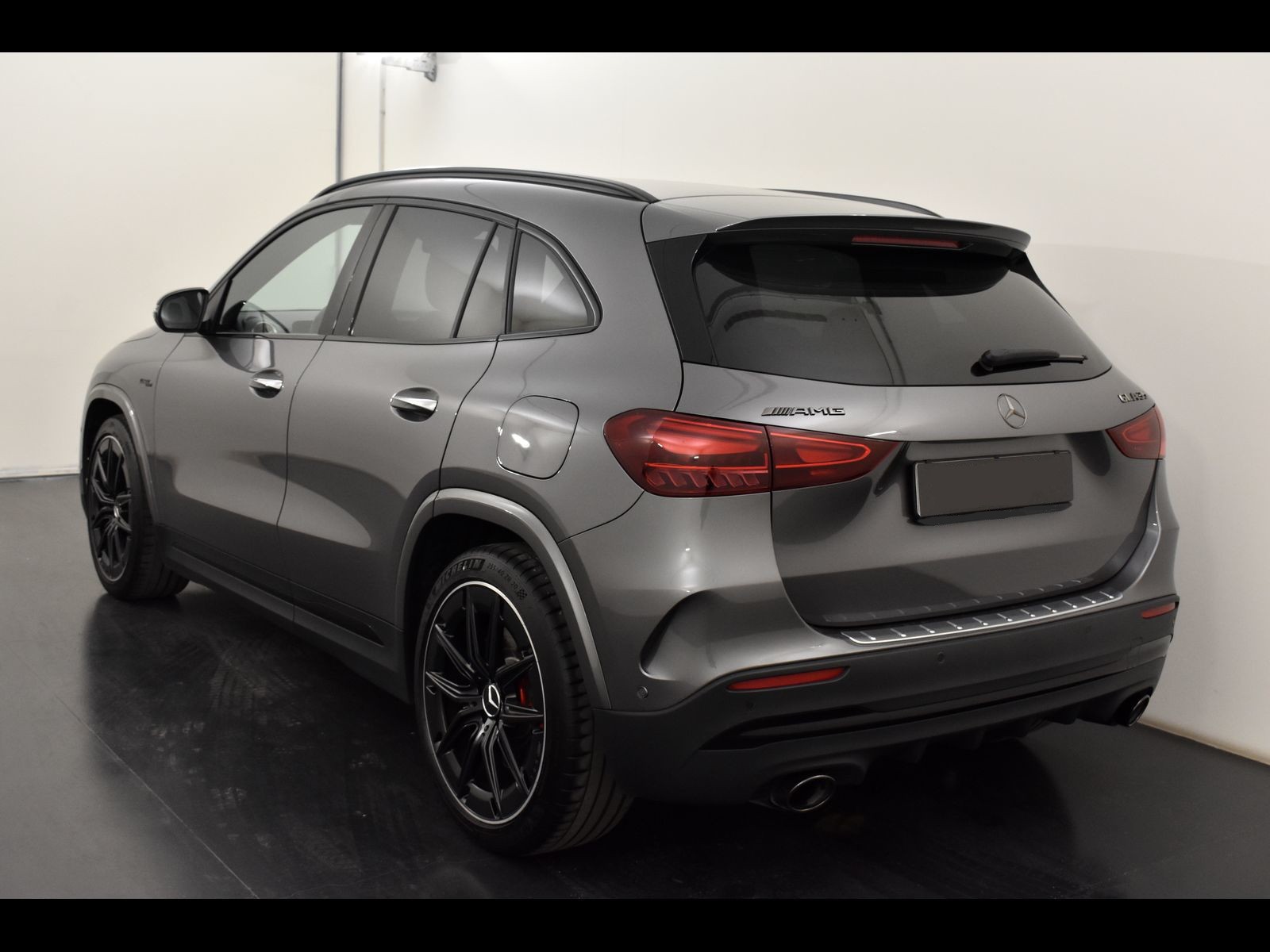 4 - AMG GLA amg 35 amg line advanced 4matic 8g-dct