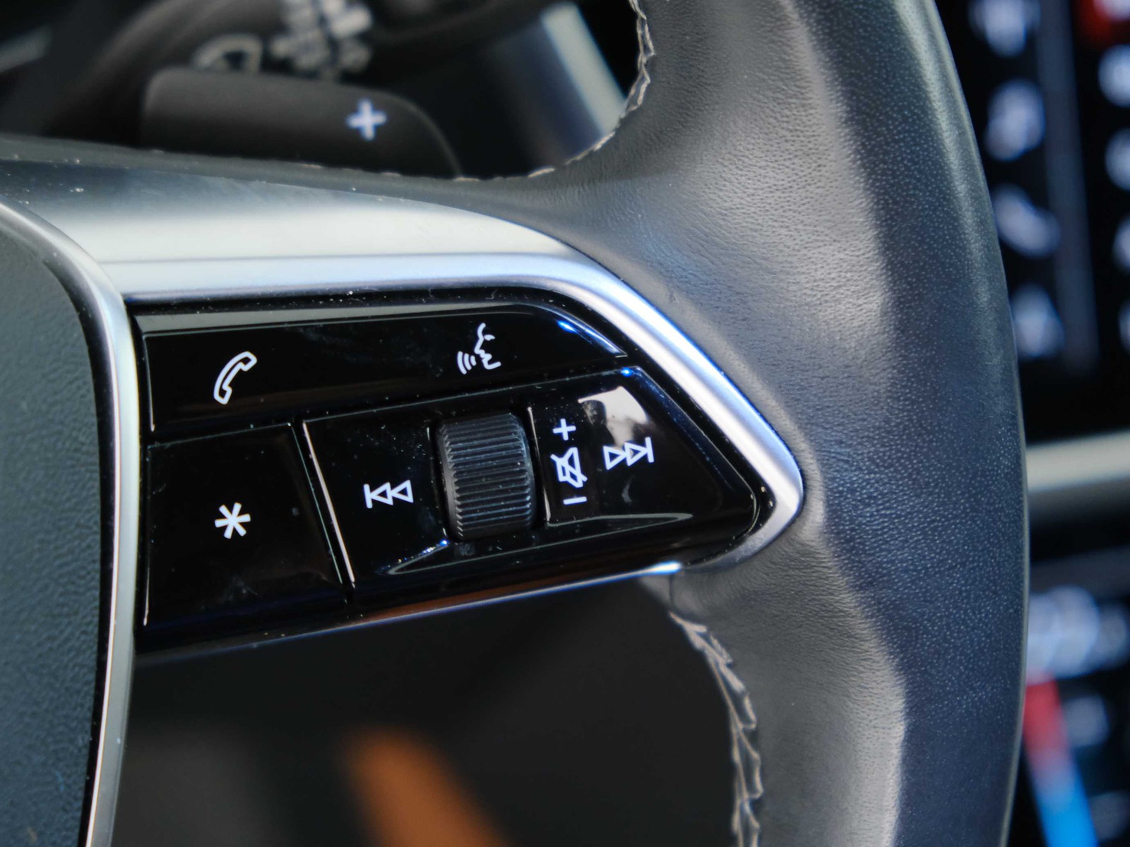 26 - Audi A6 allroad allroad 40 2.0 tdi mhev 12v 204cv business advanced quattro ultra s tronic