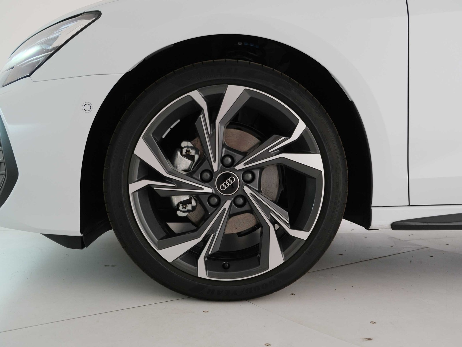 11 - Audi A3 sedan 2.0 tdi 150cv s line edition s tronic