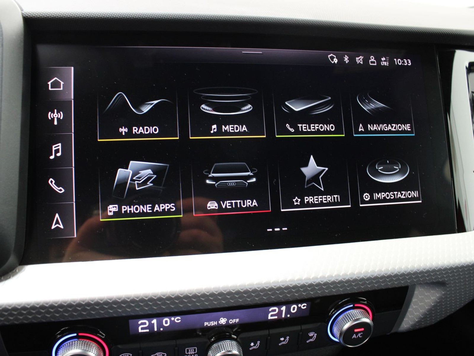 27 - Audi A1 sportback 30 1.0 tfsi 116cv identity black s tronic