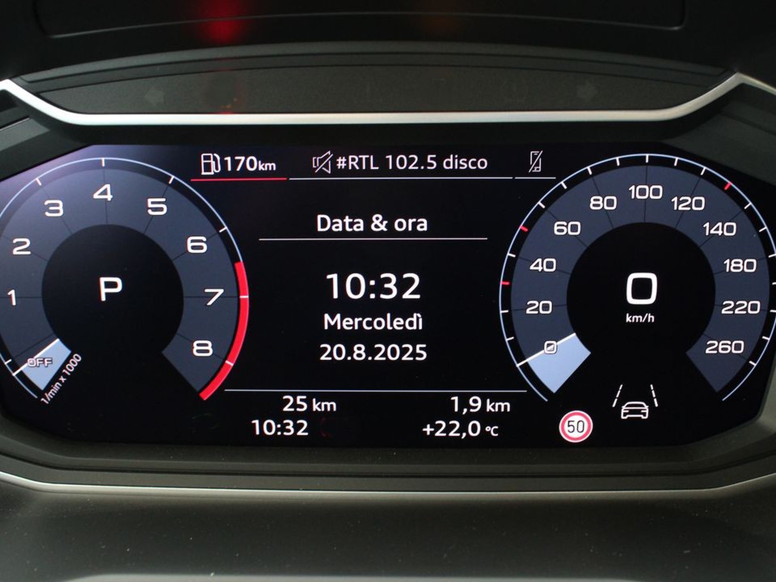 29 - Audi A1 sportback 30 1.0 tfsi 116cv identity black s tronic