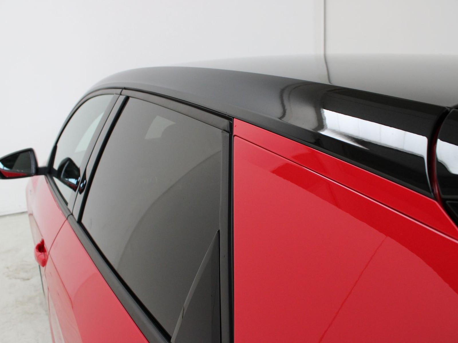 32 - Audi A1 sportback 30 1.0 tfsi 116cv identity black s tronic