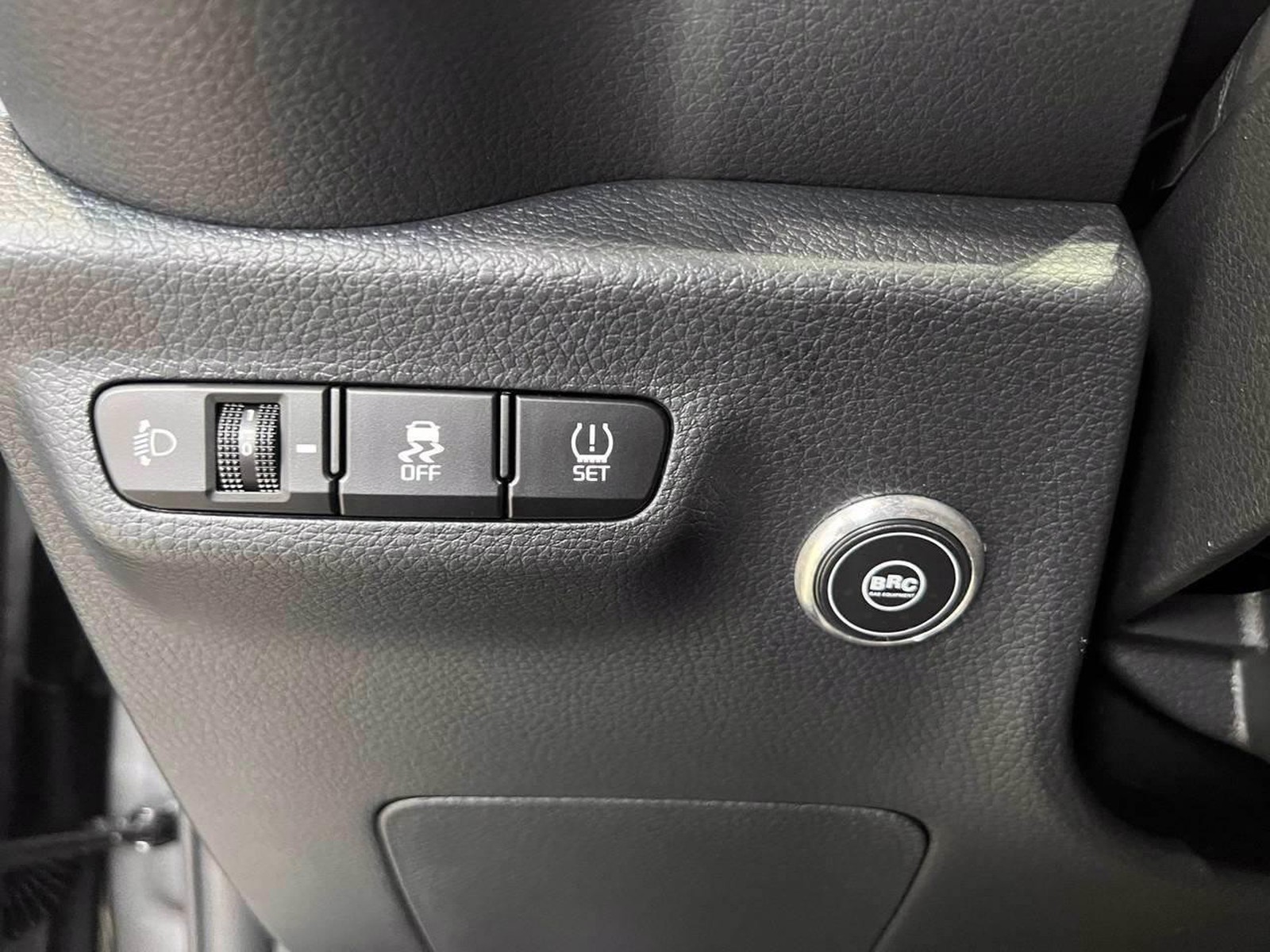 15 - Kia Picanto 1.0 mpi gpl 20th anniversary edition