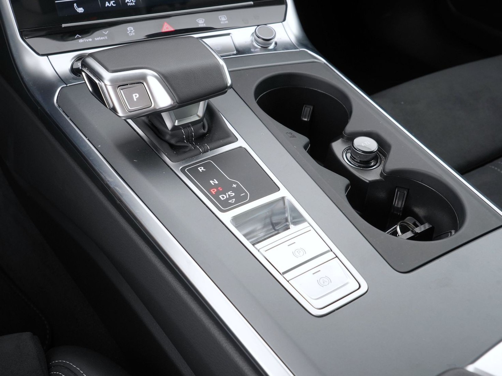 24 - Audi A6 allroad allroad 40 2.0 tdi mhev 12v 204cv business advanced quattro ultra s tronic