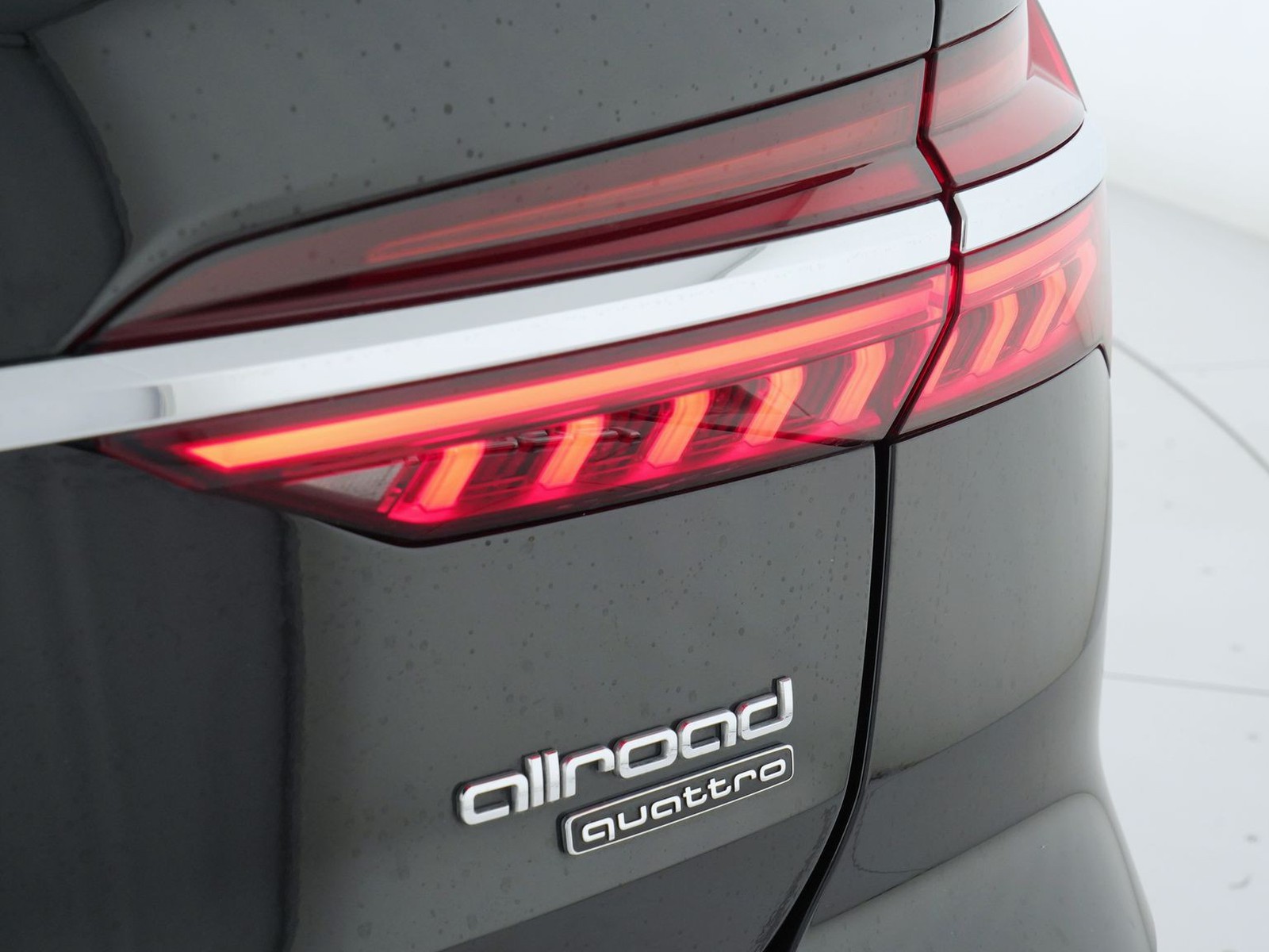 39 - Audi A6 allroad allroad 40 2.0 tdi mhev 12v 204cv business advanced quattro ultra s tronic