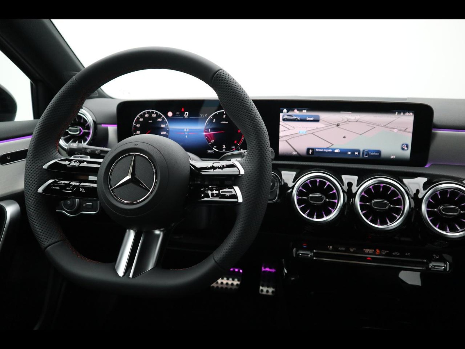 12 - Mercedes Classe A 180 d amg line advanced plus speedshift dct amg 8g