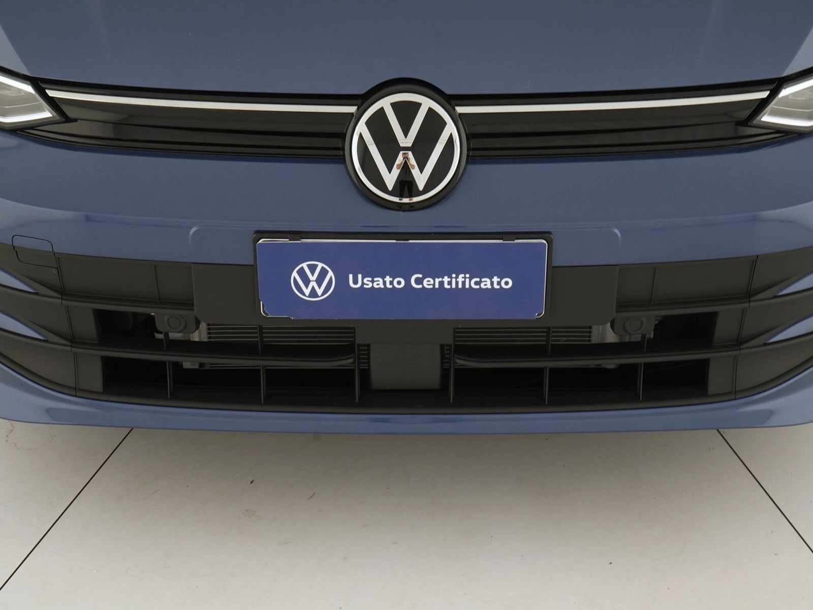 12 - Volkswagen Golf 1.5 tsi ehybrid 204cv edition plus dsg