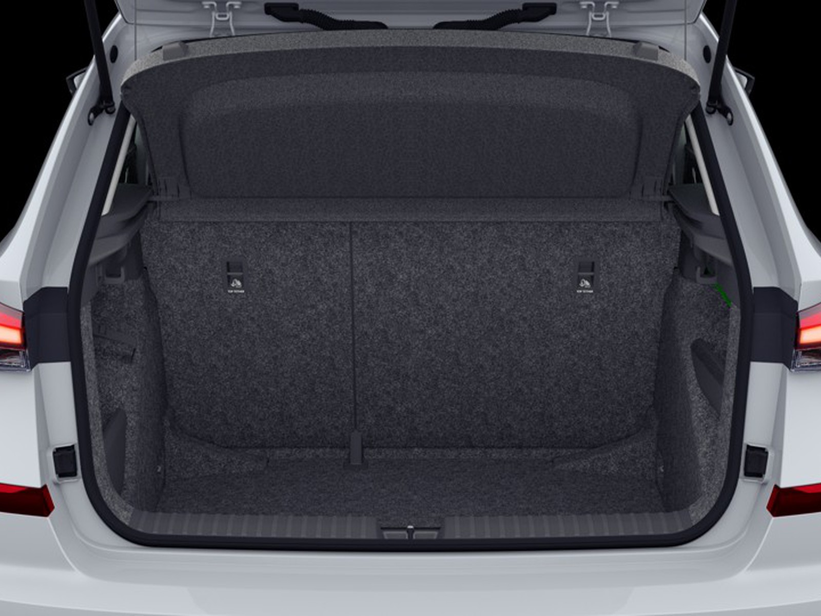 6 - Skoda Kamiq 1.0 tsi 115cv black dots