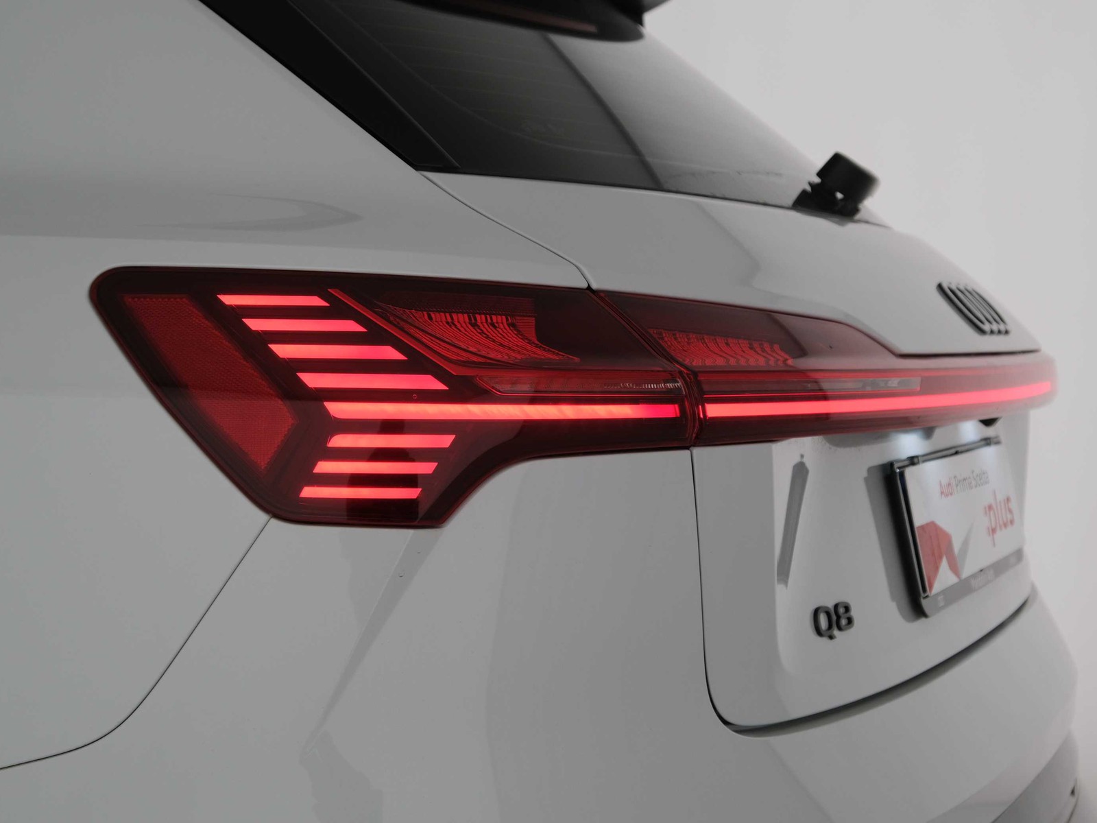 45 - Audi Q8 e-tron 50 business advanced quattro