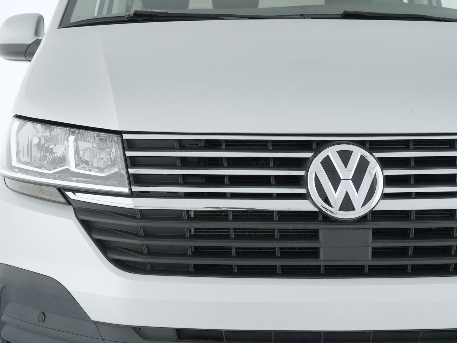 15 - Volkswagen VIC T6.1 Caravelle t6.1 2.0 tdi 150cv comfortline p.c. dsg7