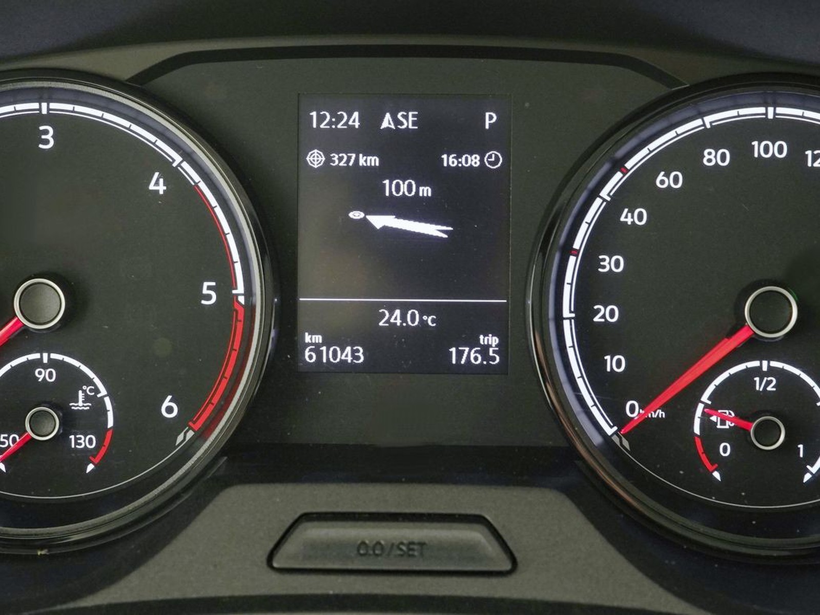 28 - Volkswagen VIC T6.1 Caravelle t6.1 2.0 tdi 150cv comfortline p.c. dsg7