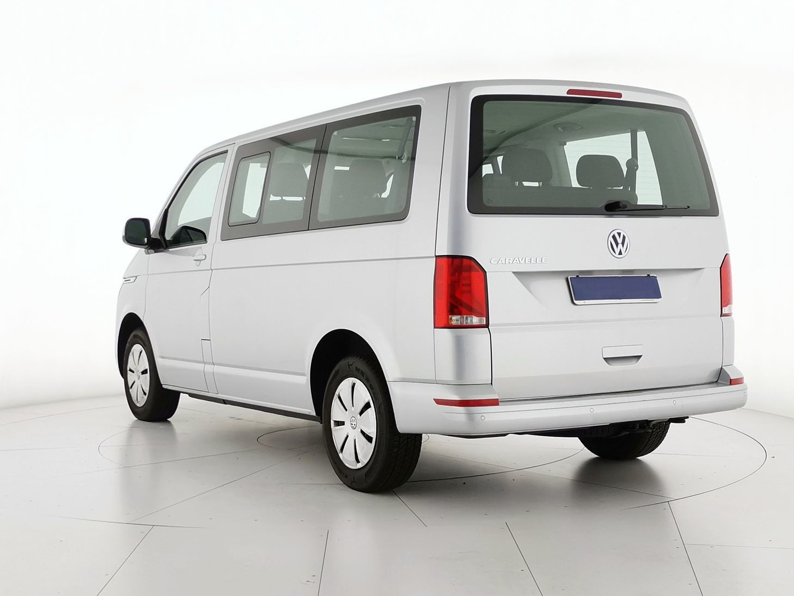 4 - Volkswagen VIC T6.1 Caravelle t6.1 2.0 tdi 150cv comfortline p.c. dsg7