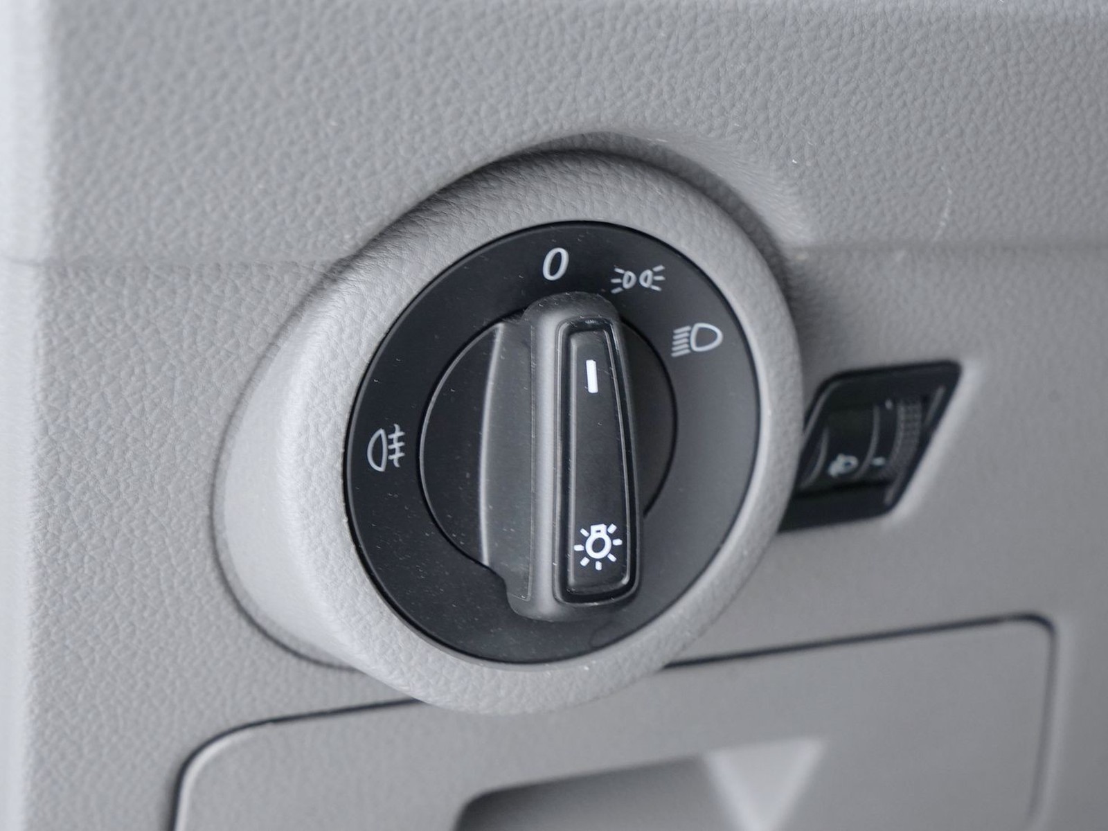 17 - Volkswagen VIC T6.1 Transporter t6.1 30 2.0 tdi 150cv kombi business p.c. dsg7