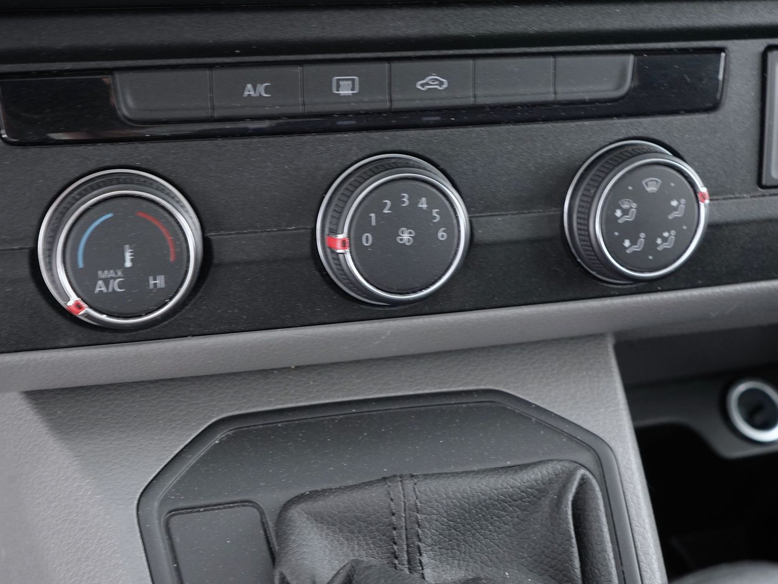 22 - Volkswagen VIC T6.1 Transporter t6.1 30 2.0 tdi 150cv kombi business p.c. dsg7