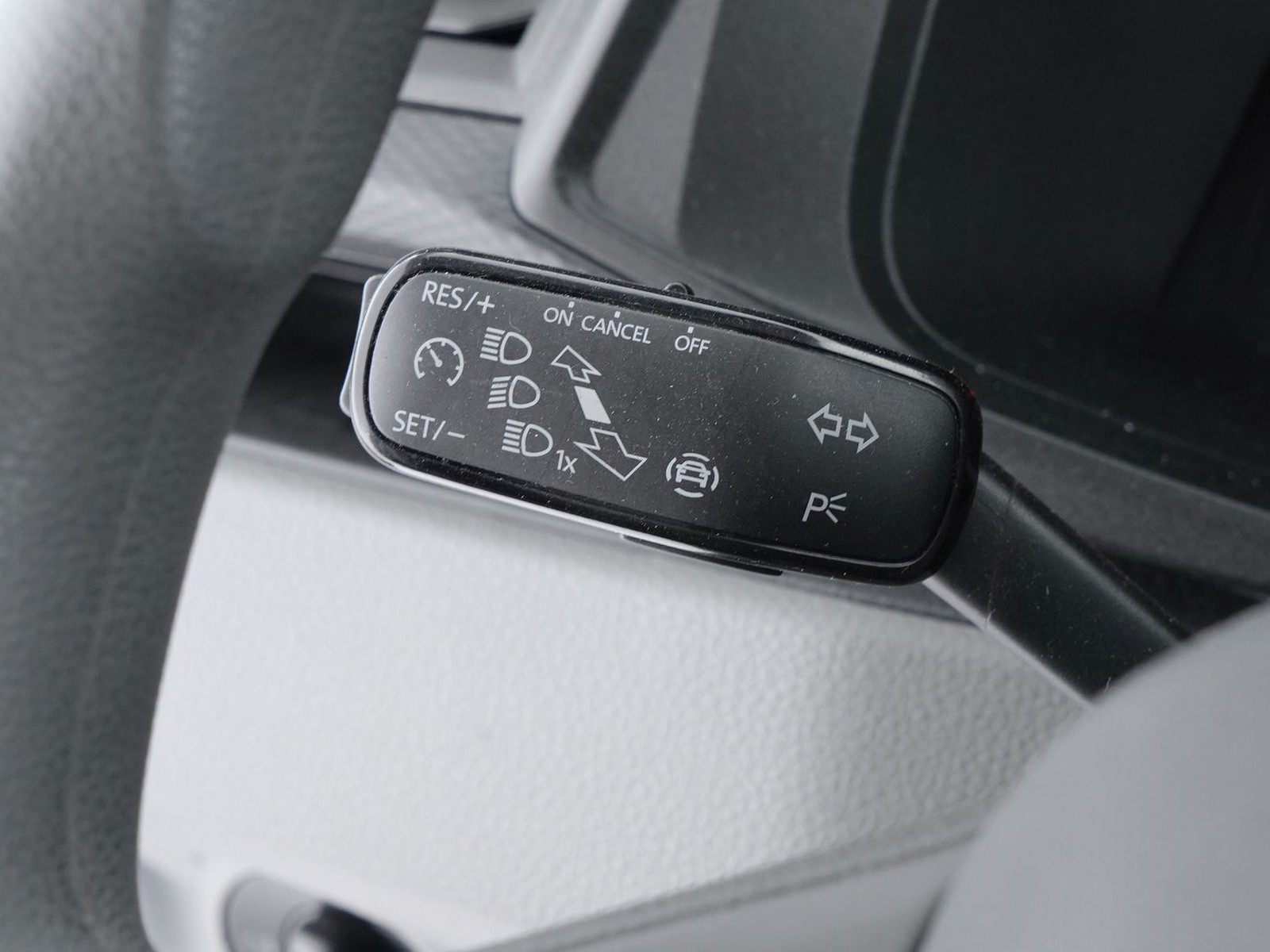 24 - Volkswagen VIC T6.1 Transporter t6.1 30 2.0 tdi 150cv kombi business p.c. dsg7