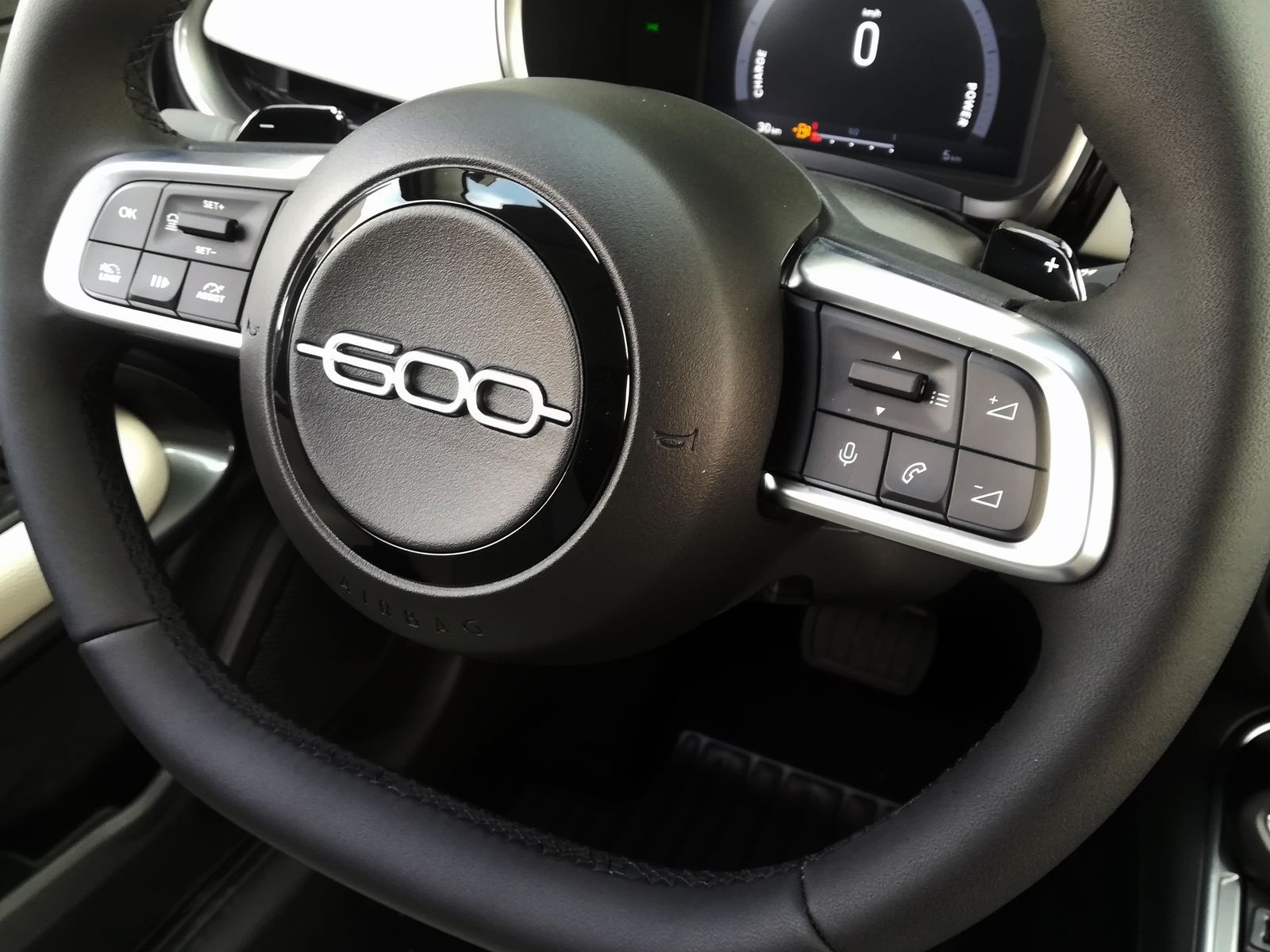 20 - Fiat 600 1.2 hybrid 110cv la prima edct