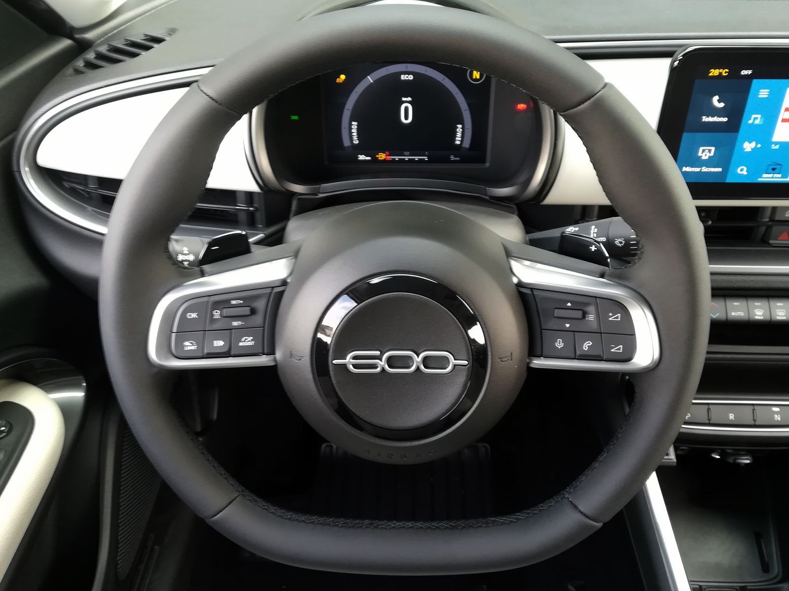 9 - Fiat 600 1.2 hybrid 110cv la prima edct