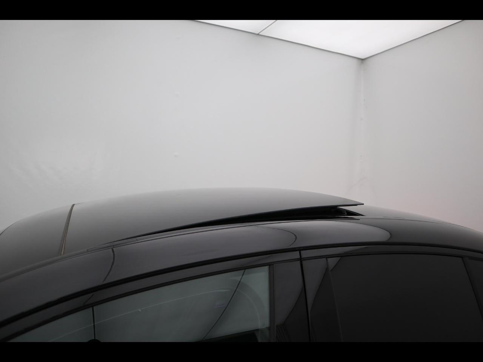 18 - Mercedes GLC coupe 220 d amg line premium 4matic 9g-tronic