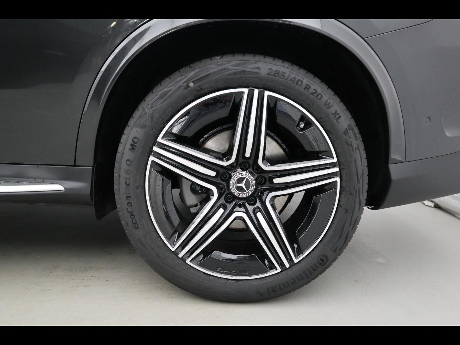 4 - Mercedes GLC coupe 220 d amg line premium 4matic 9g-tronic