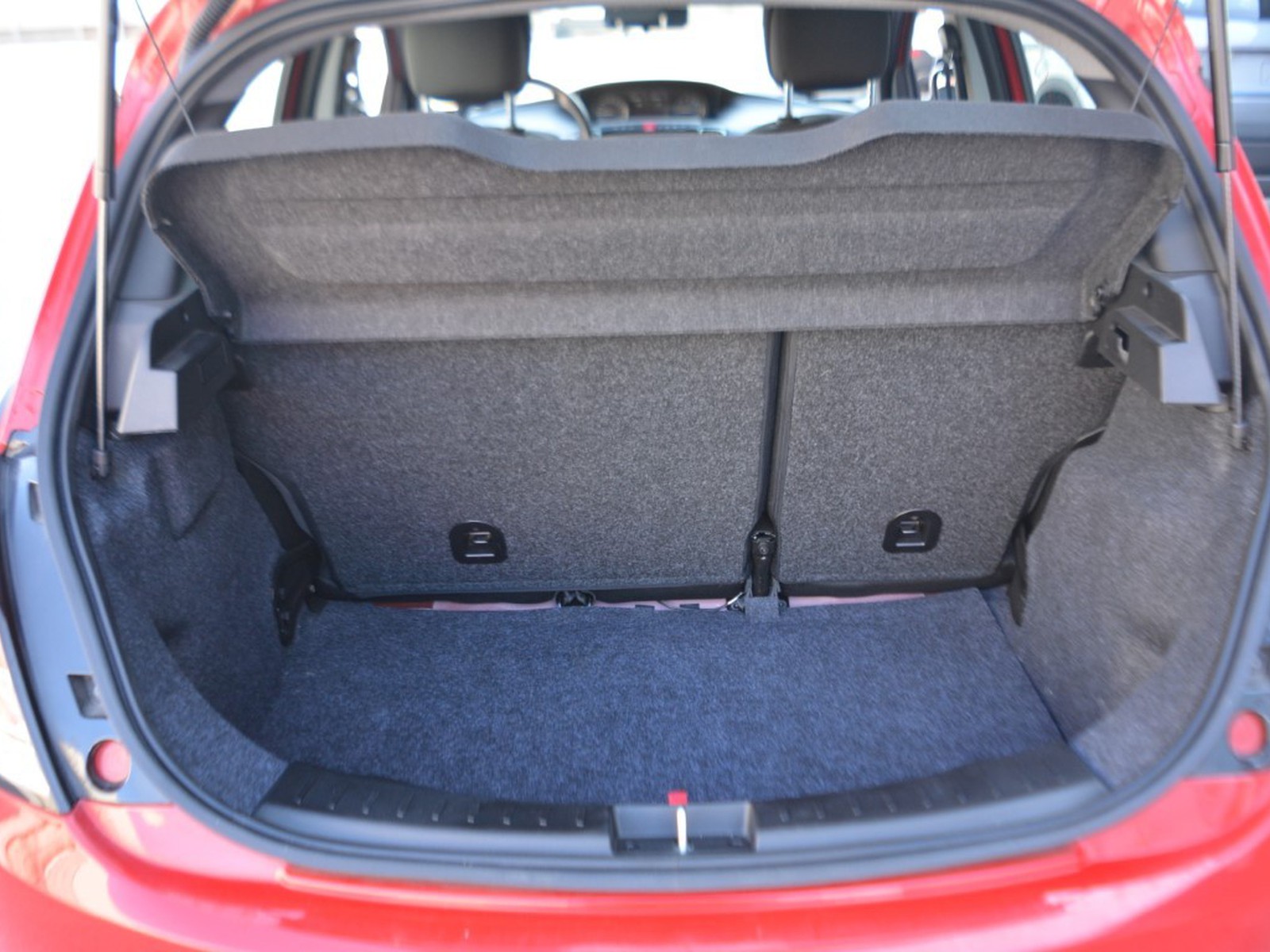 15 - Lancia Ypsilon 1.0 firefly hybrid 70cv oro s&s