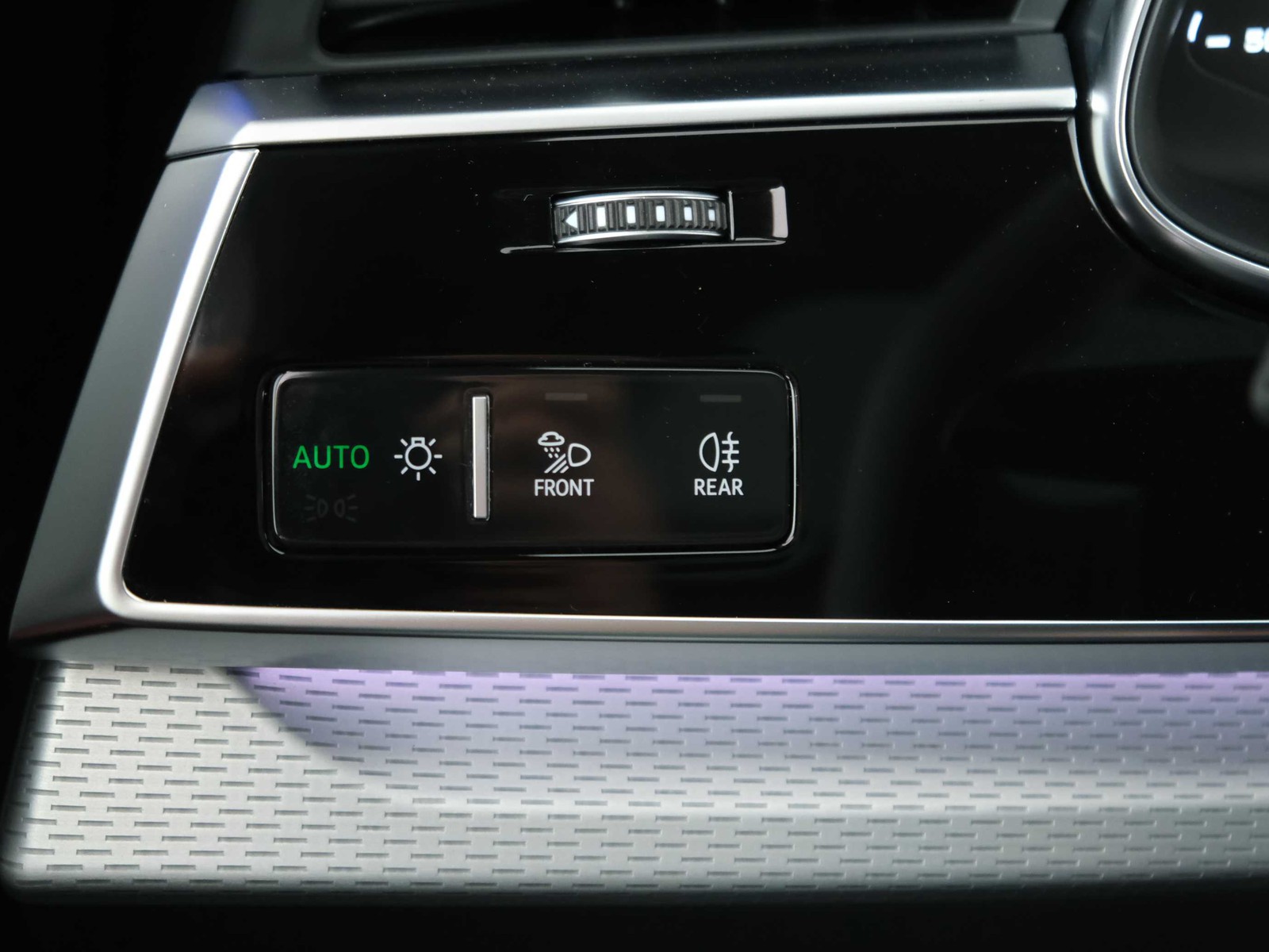 11 - Audi SQ7 s4.0 v8 tfsi sport attitude quattro tiptronic 7p.ti