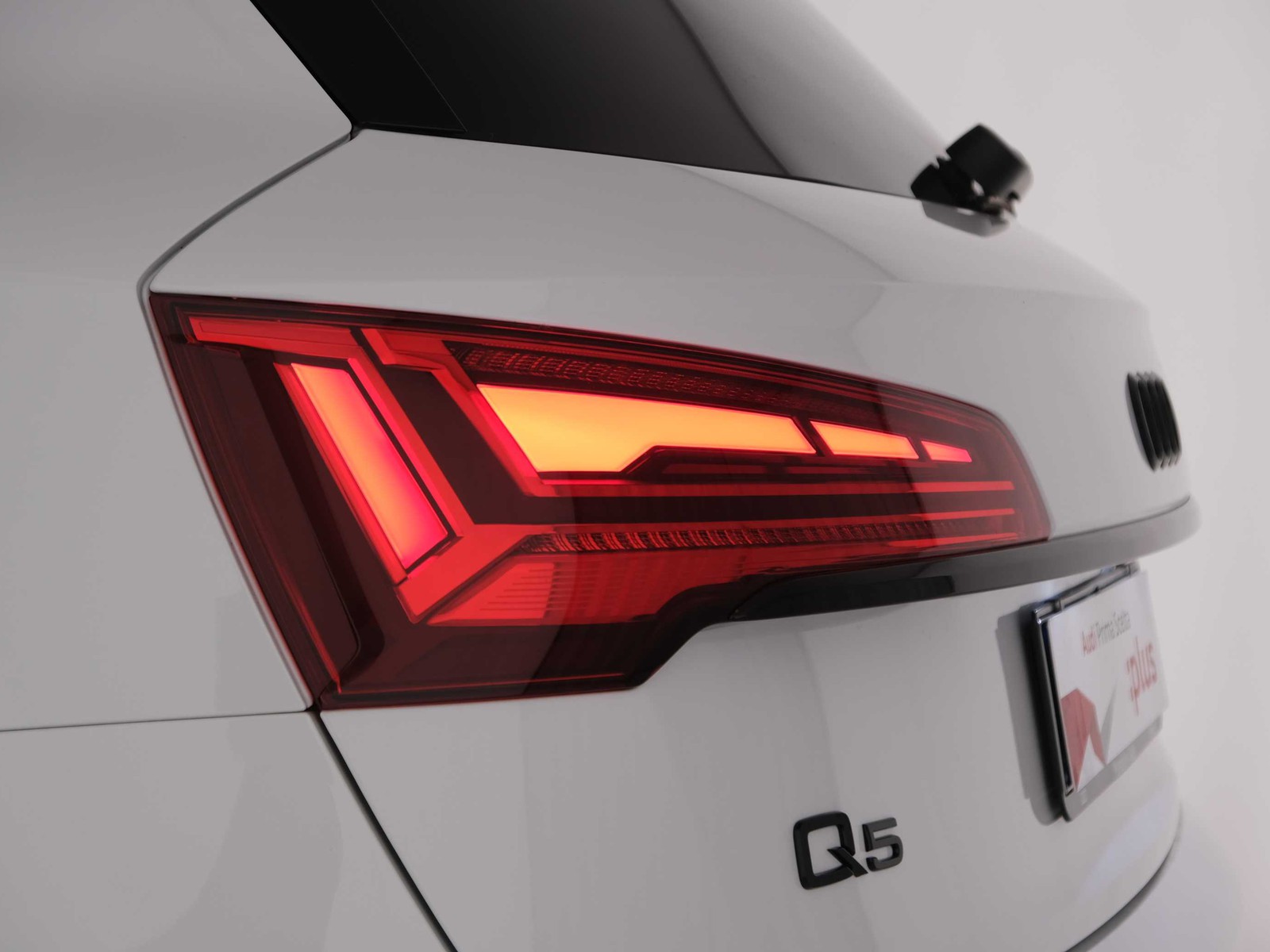 48 - Audi Q5 55 2.0 tfsi e s line plus quattro s tronic