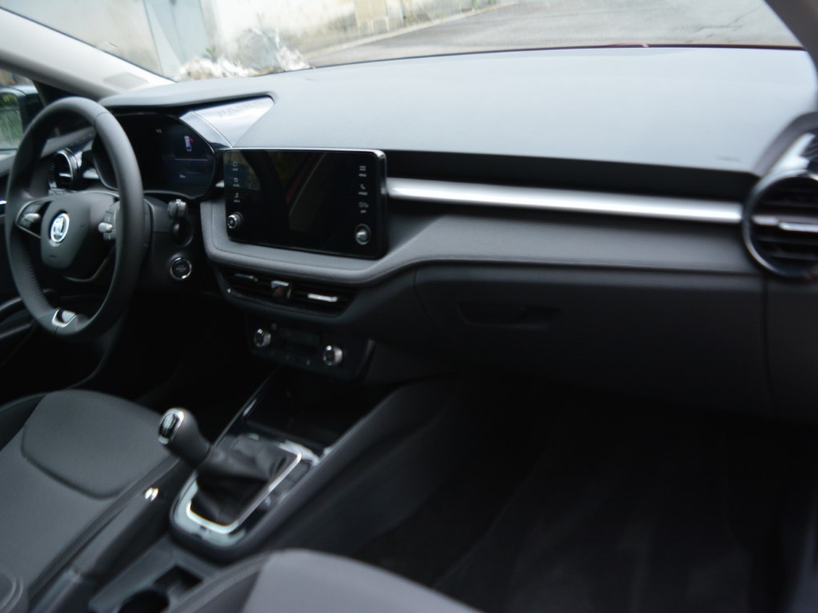 8 - Skoda Fabia 1.0 mpi evo 80cv style