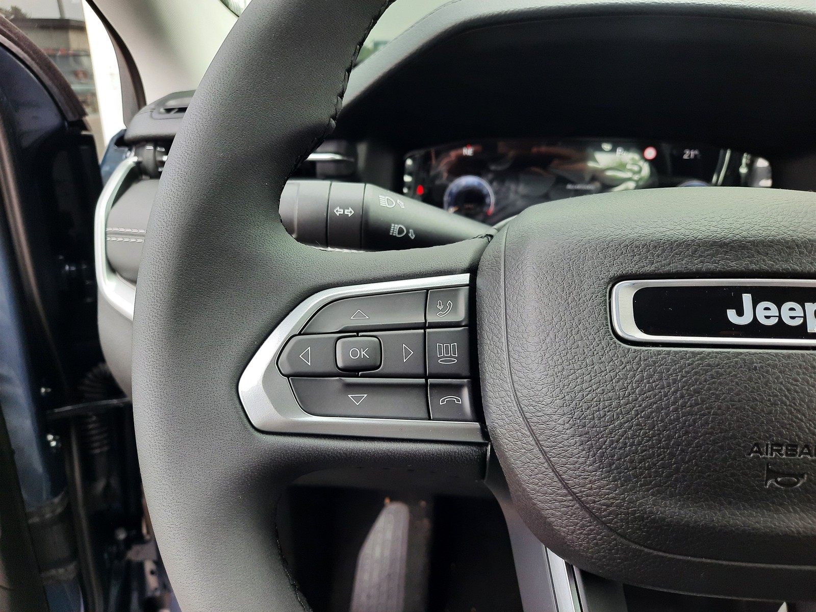 15 - Jeep Compass 1.5 turbo t4 mhev 130cv altitude 2wd dct