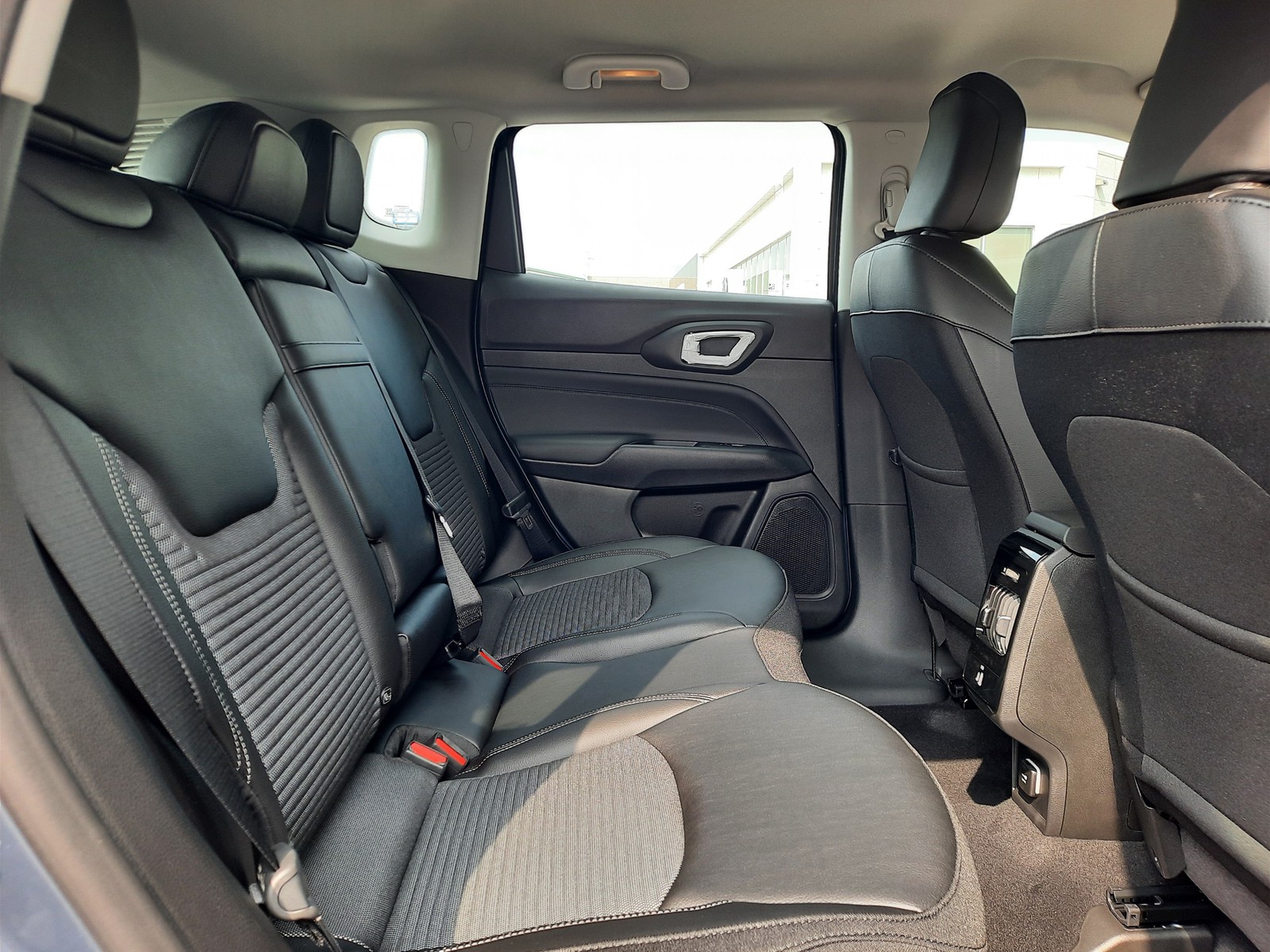 10 - Jeep Compass 1.5 turbo t4 mhev 130cv altitude 2wd dct