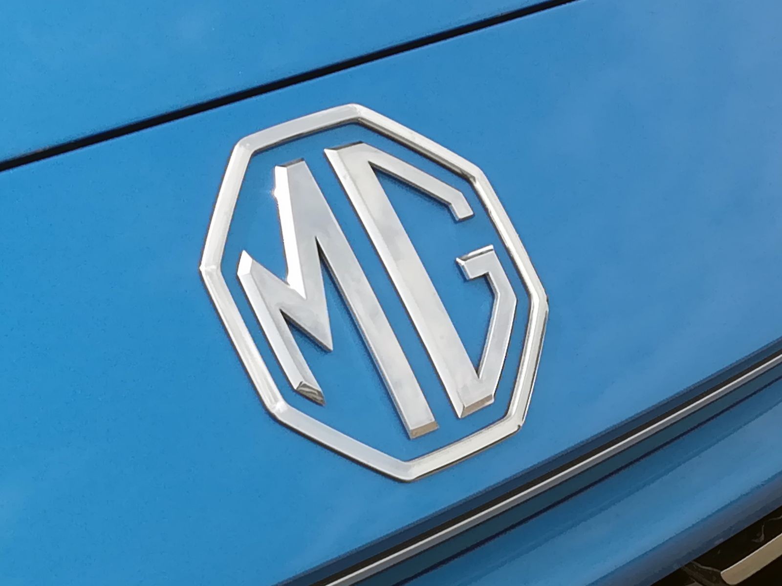 24 - Mg ZS 1.5 comfort