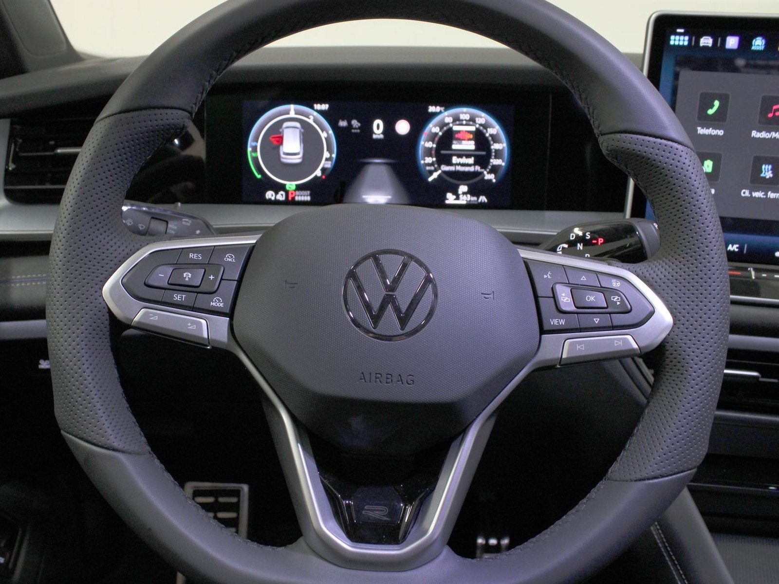 15 - Volkswagen Tayron 1.5 tsi ehybrid 204cv r-line plus dsg