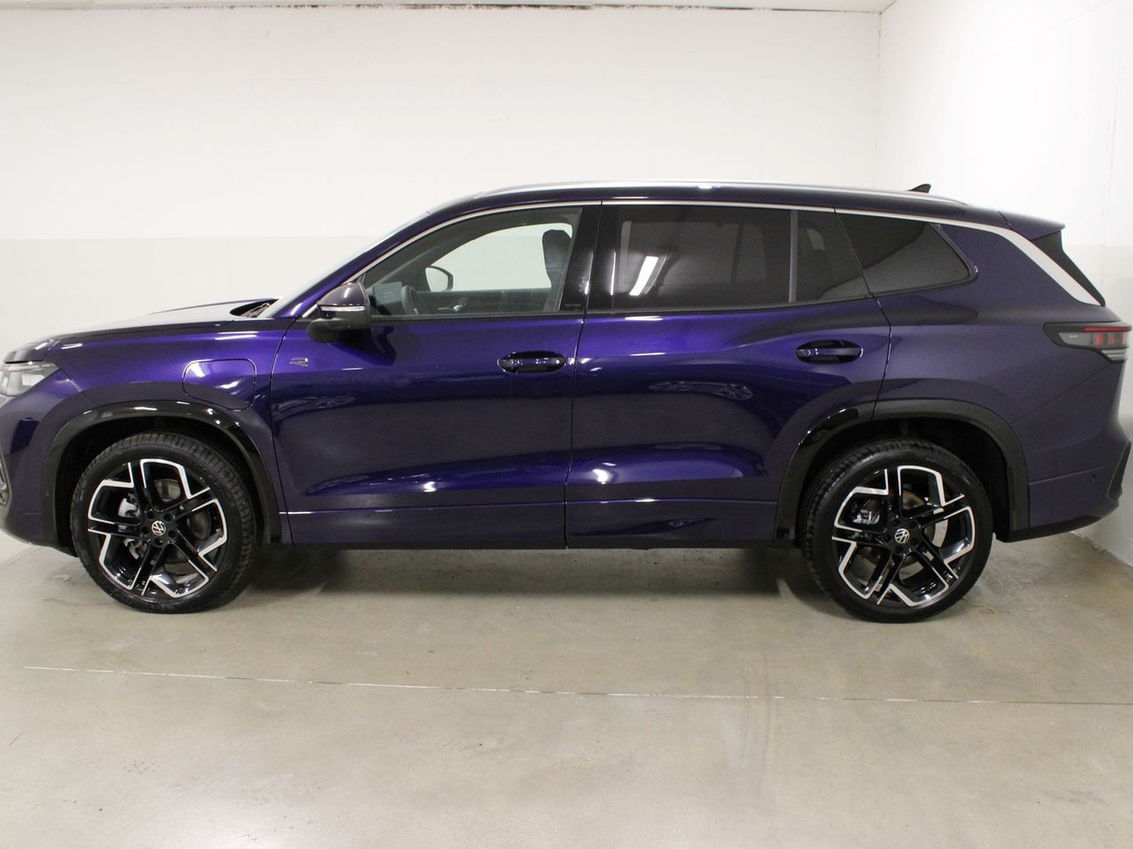 3 - Volkswagen Tayron 1.5 tsi ehybrid 204cv r-line plus dsg