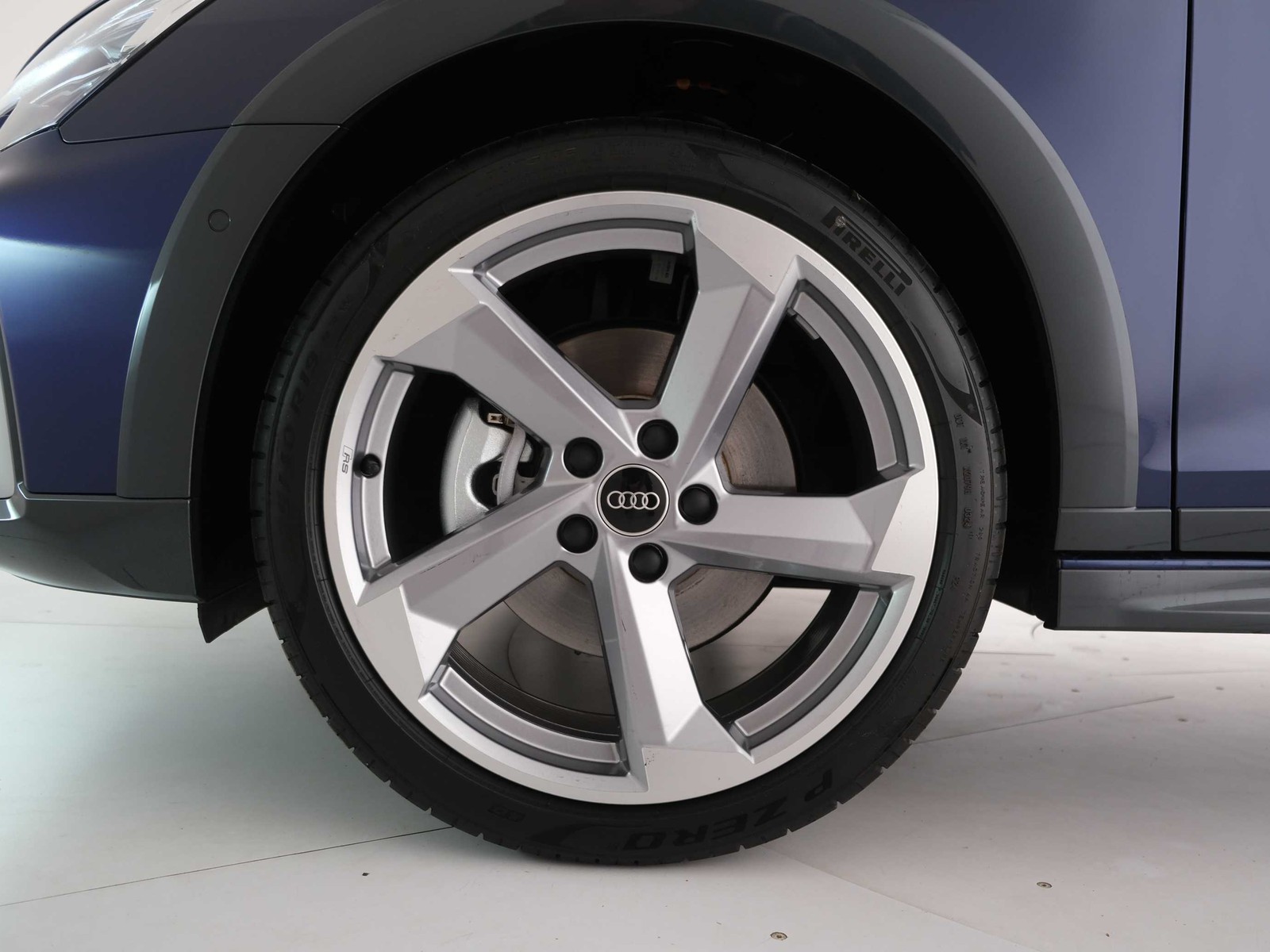 11 - Audi A3 allstreet 1.5 tfsi mhev 48v 150cv business