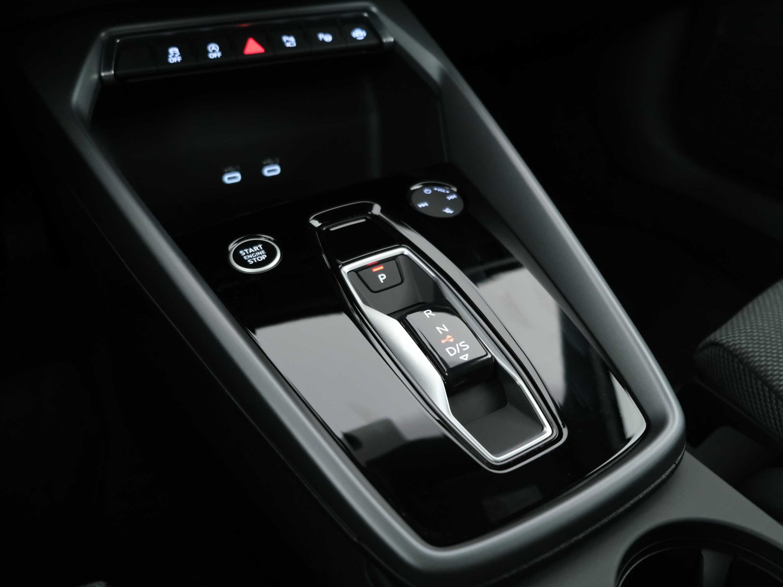 5 - Audi A3 allstreet 1.5 tfsi mhev 48v 150cv business