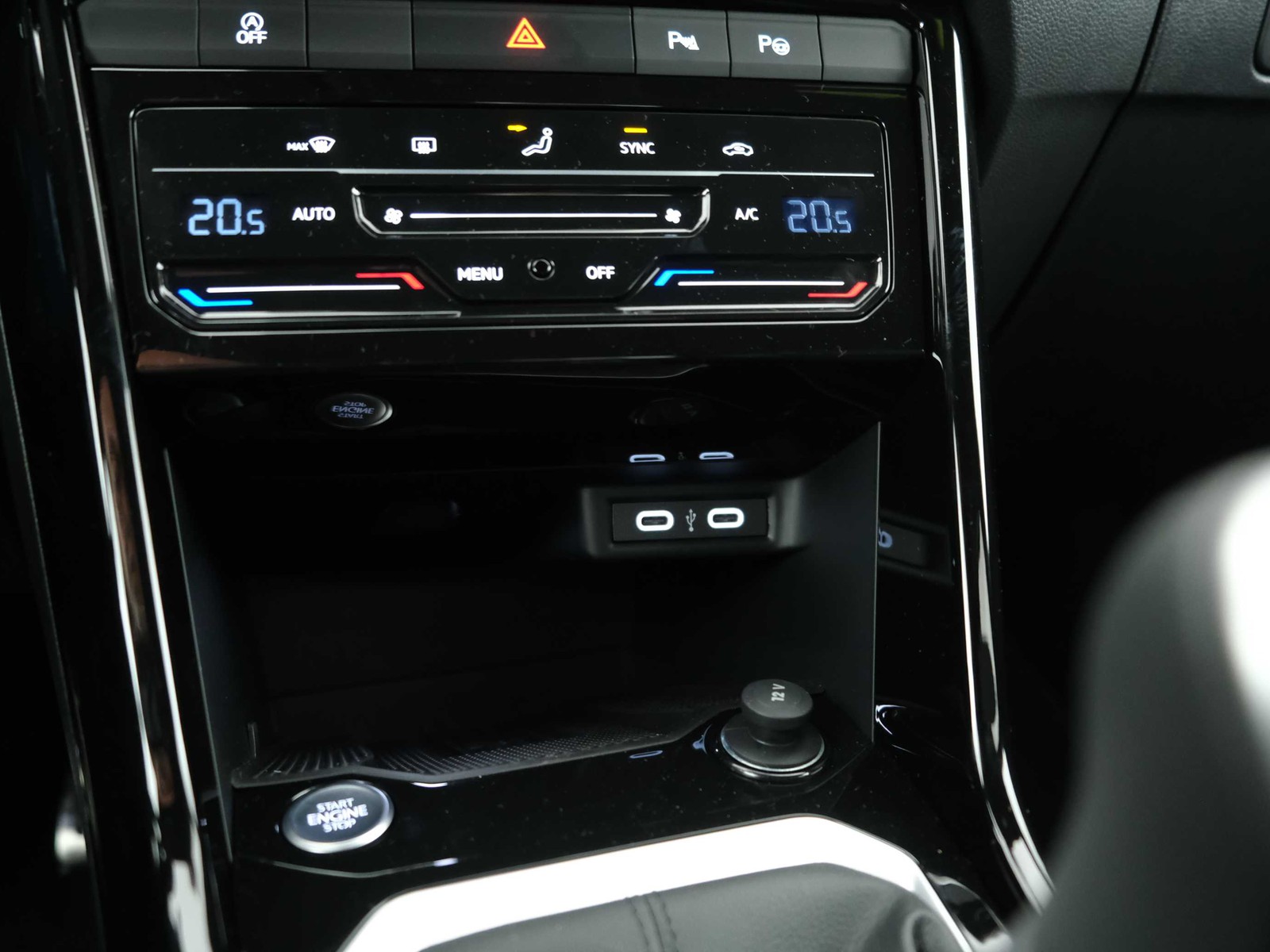 22 - Volkswagen T-Roc 1.0 tsi 115cv r-line plus