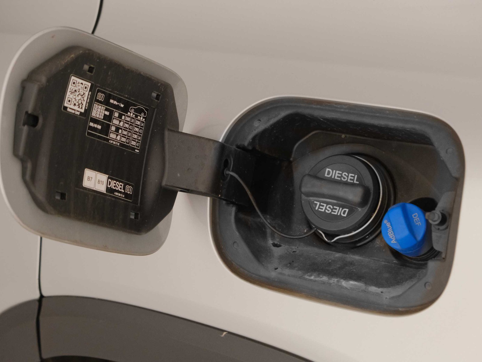 39 - Mercedes GLB 200 d premium 4matic 8g-dct